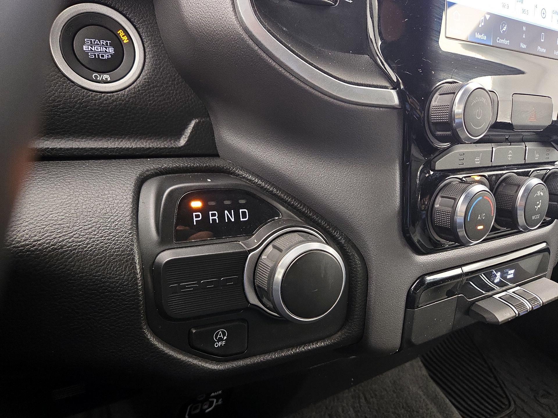Thumbnail: 2024 RAM 1500 - 17