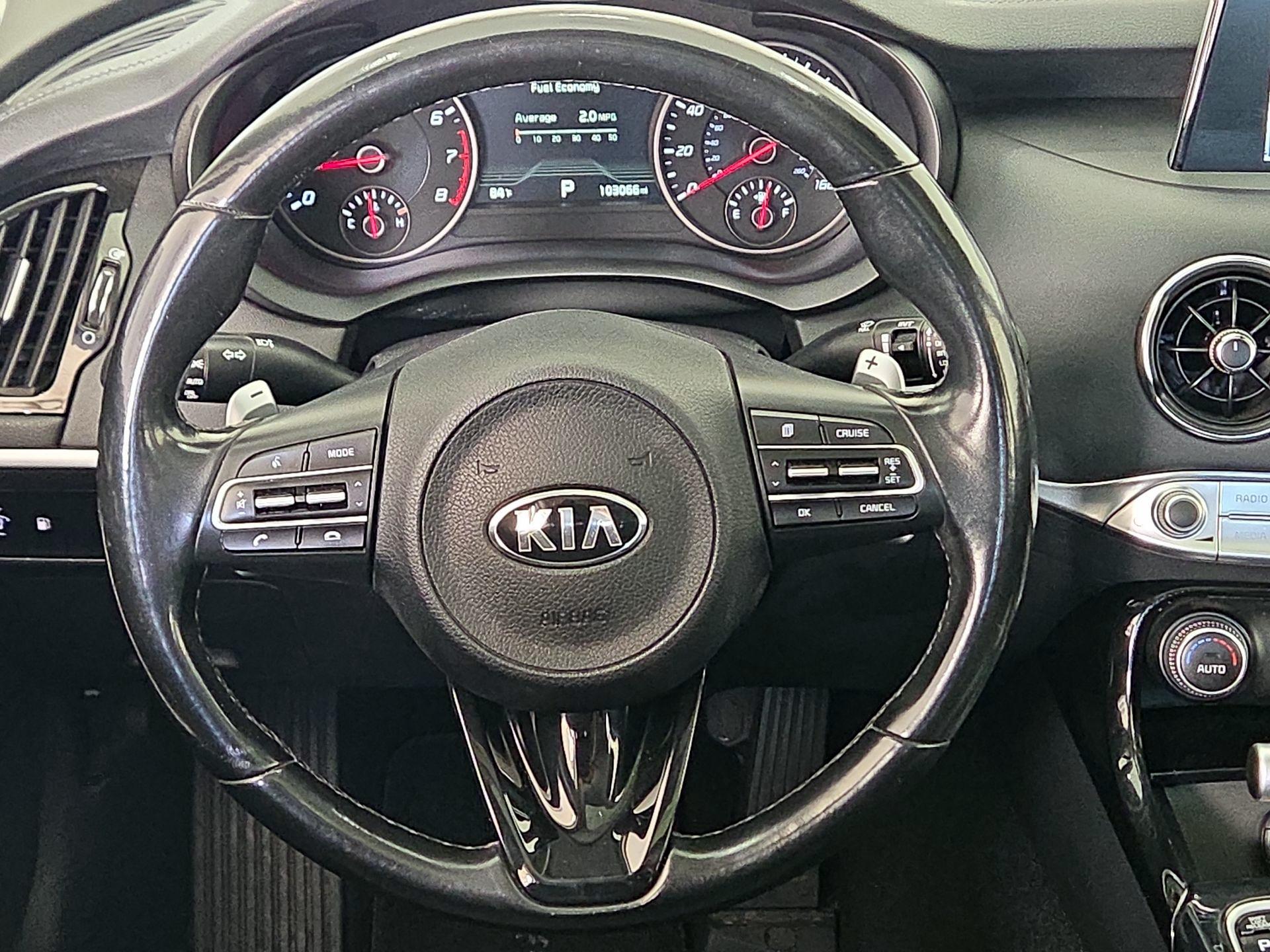 Thumbnail: 2018 Kia Stinger - 10