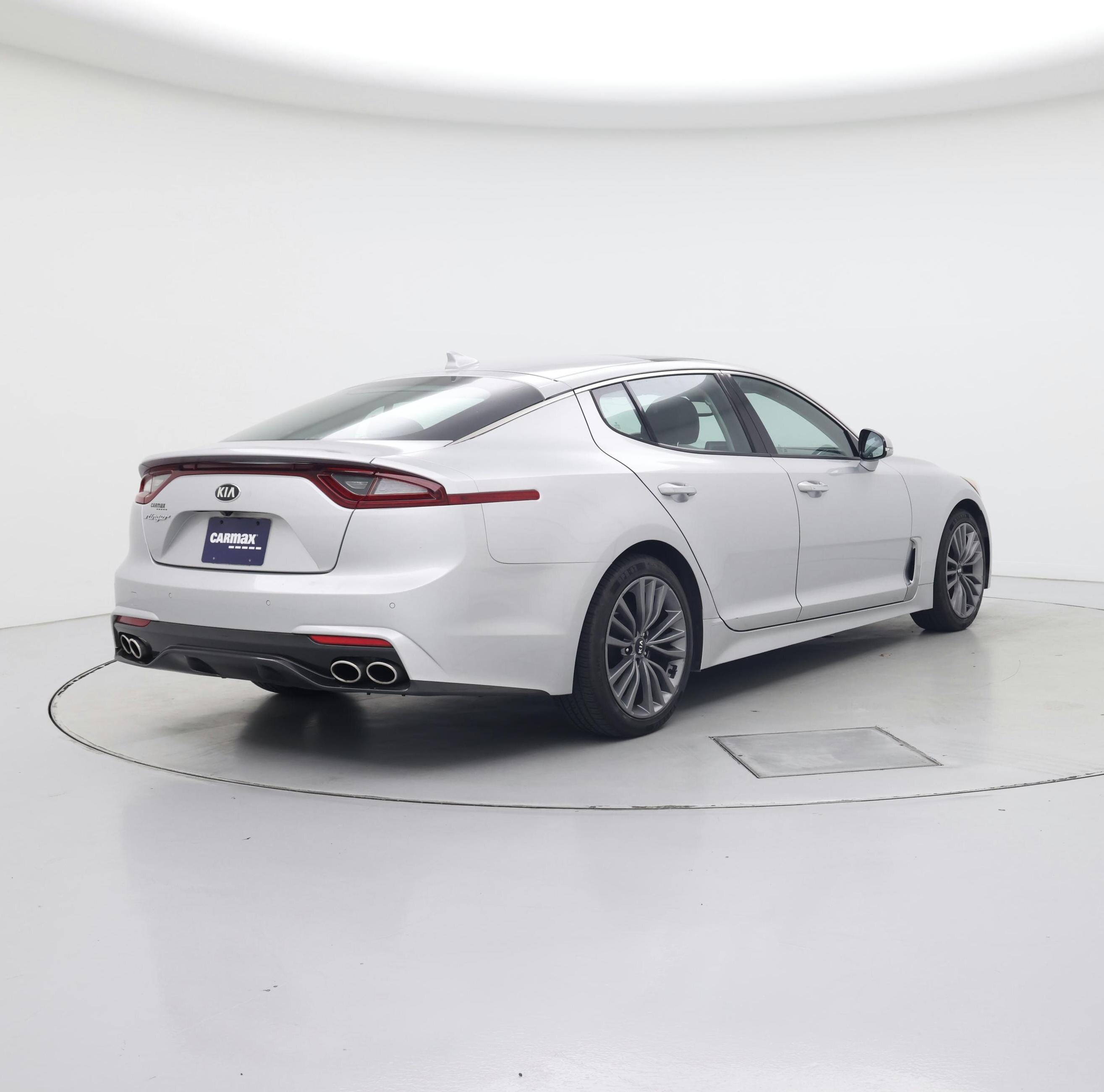 Thumbnail: 2018 Kia Stinger - 8