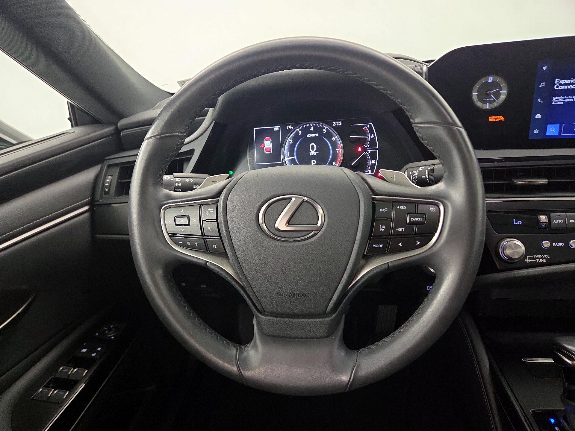 Thumbnail: 2024 Lexus ES - 10