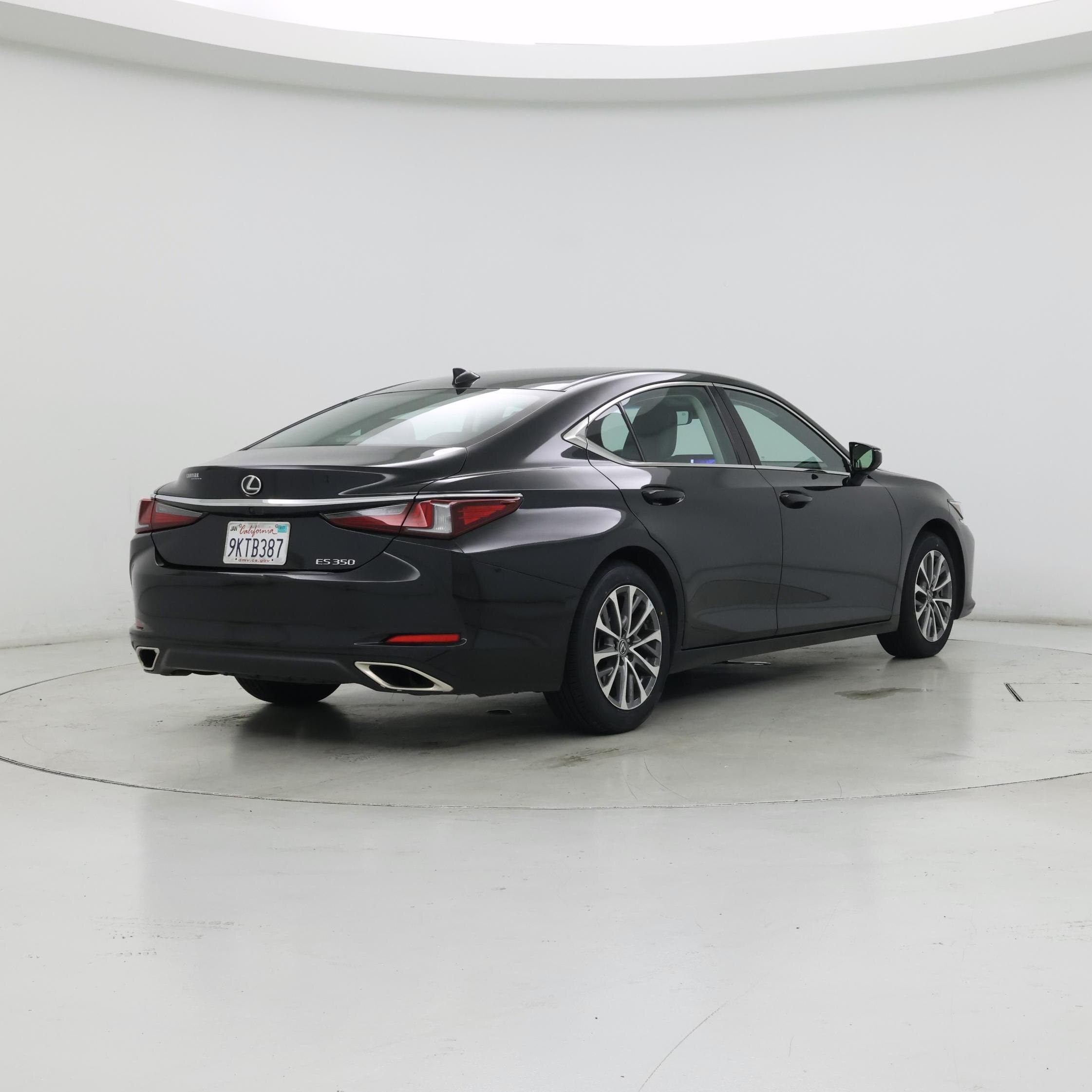 Thumbnail: 2024 Lexus ES - 8