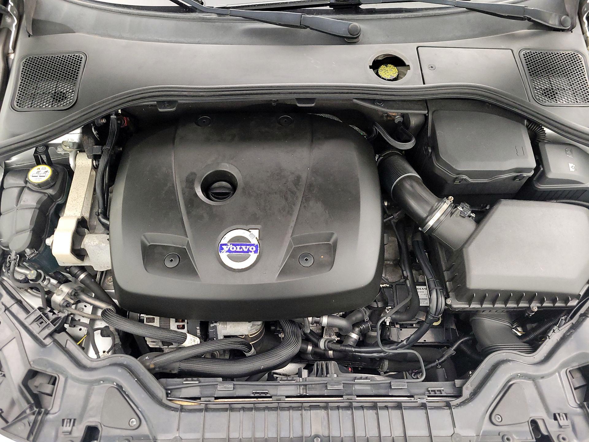 Thumbnail: 2015 Volvo S60 - 20