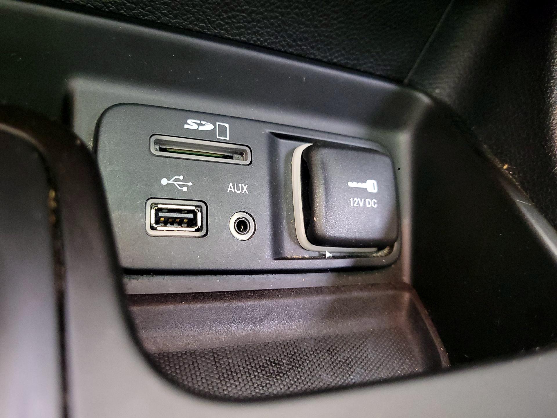 Thumbnail: 2014 Jeep Cherokee - 18