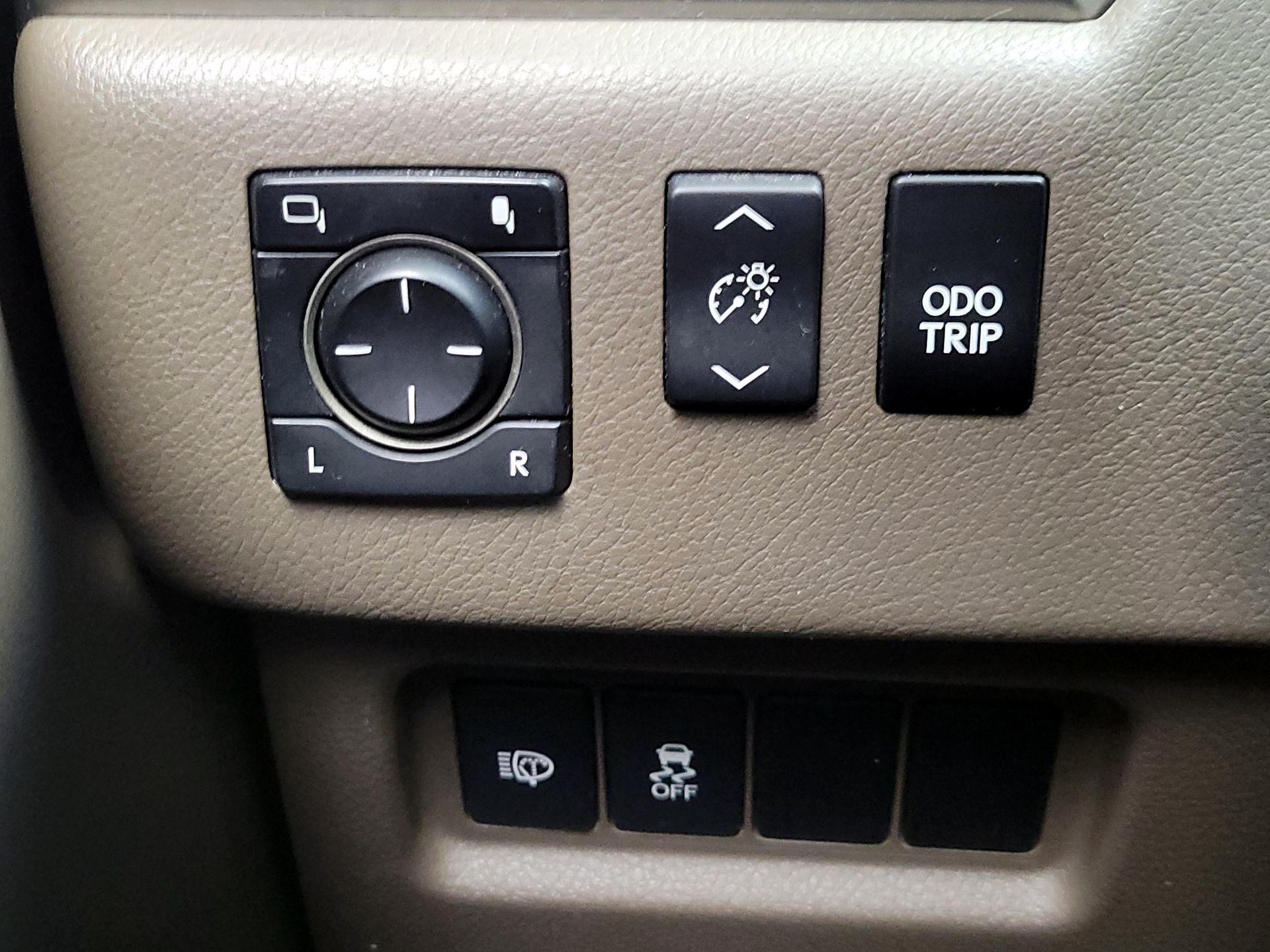 Thumbnail: 2019 Lexus GX - 13