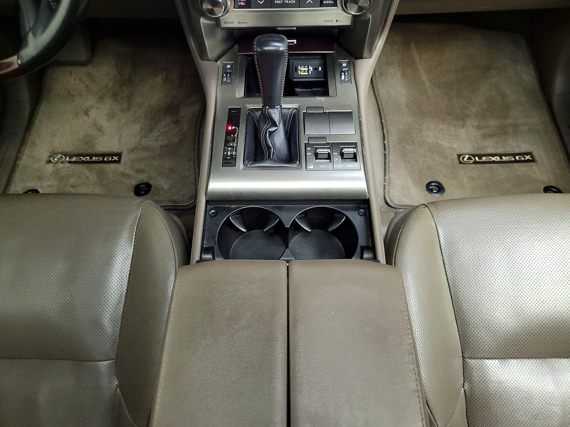 Thumbnail: 2019 Lexus GX - 18