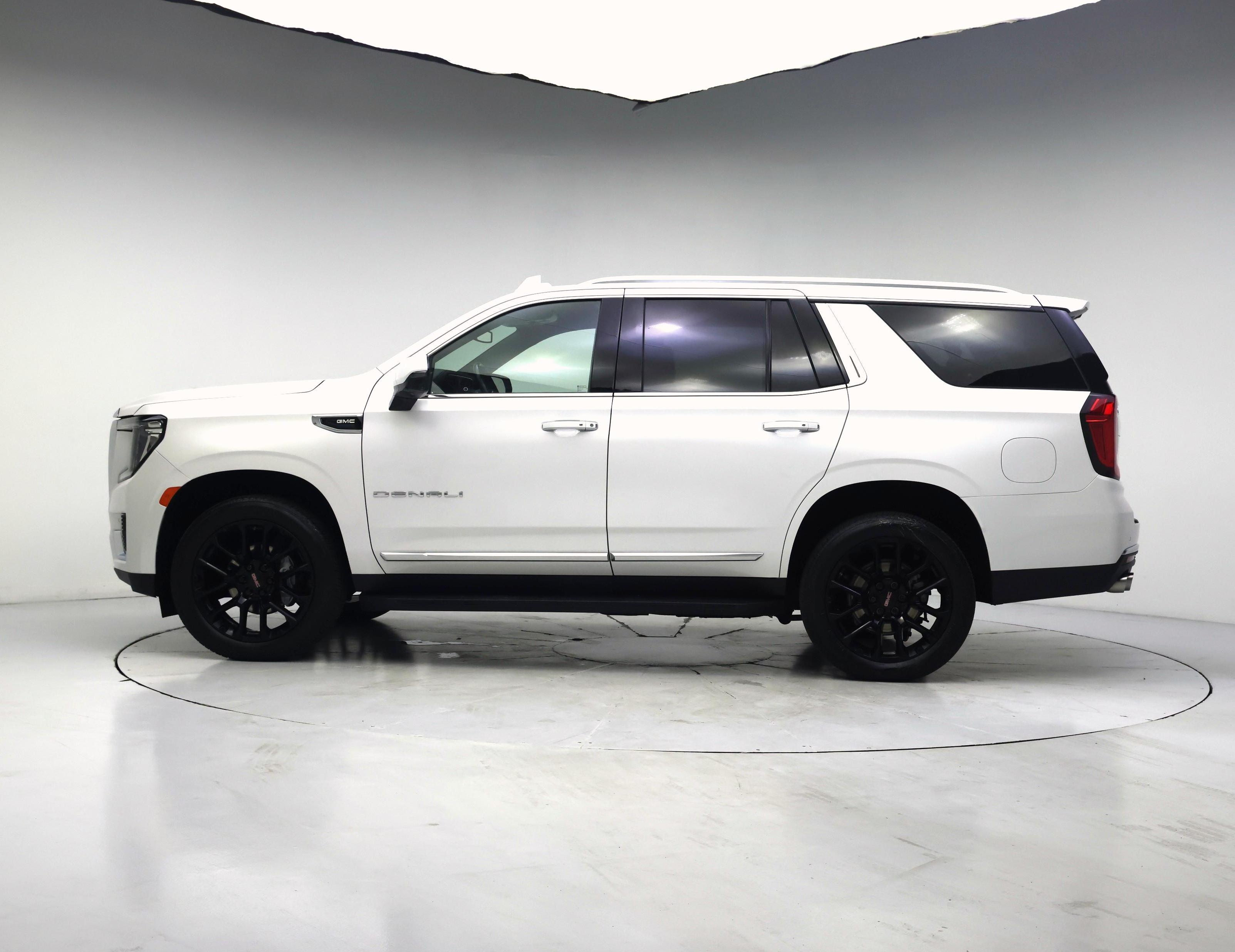 Thumbnail: 2022 GMC Yukon - 3