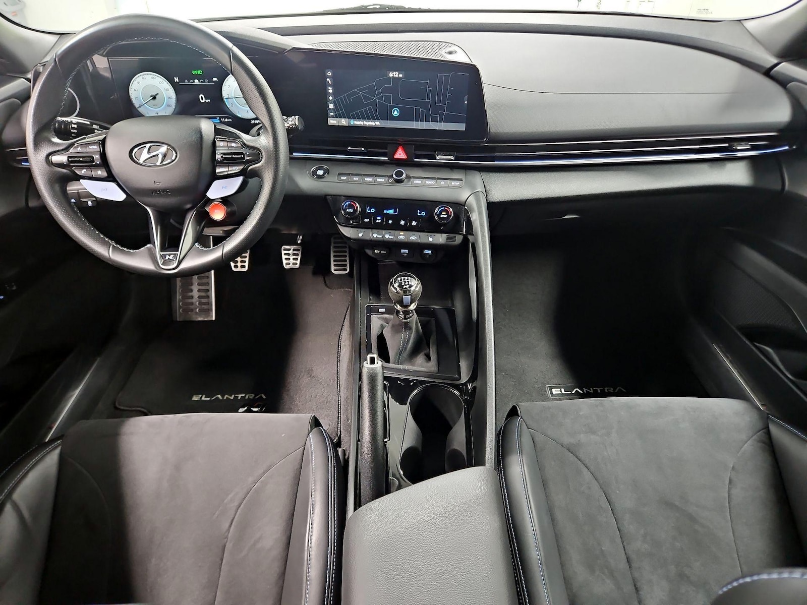Apple CarPlay® & Android Auto™