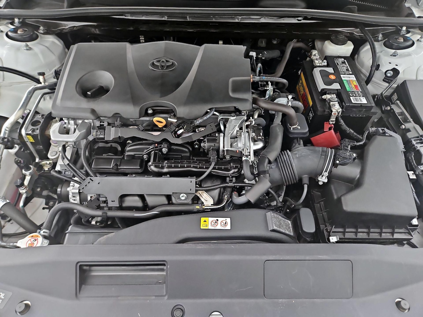 2020 Toyota Camry SE - Photo 22