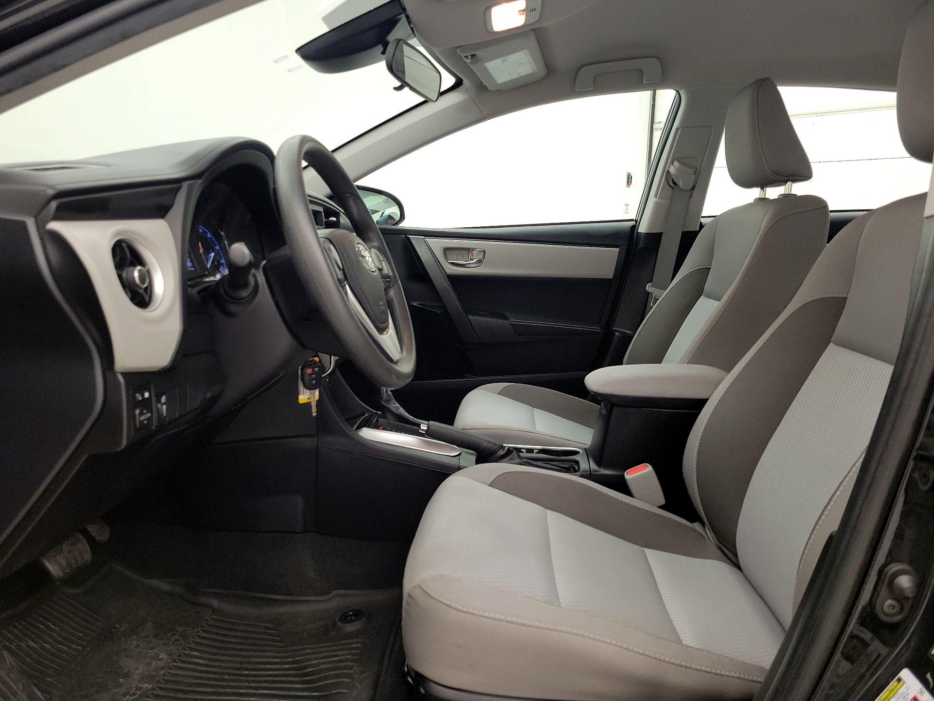 Thumbnail: 2019 Toyota Corolla - 19