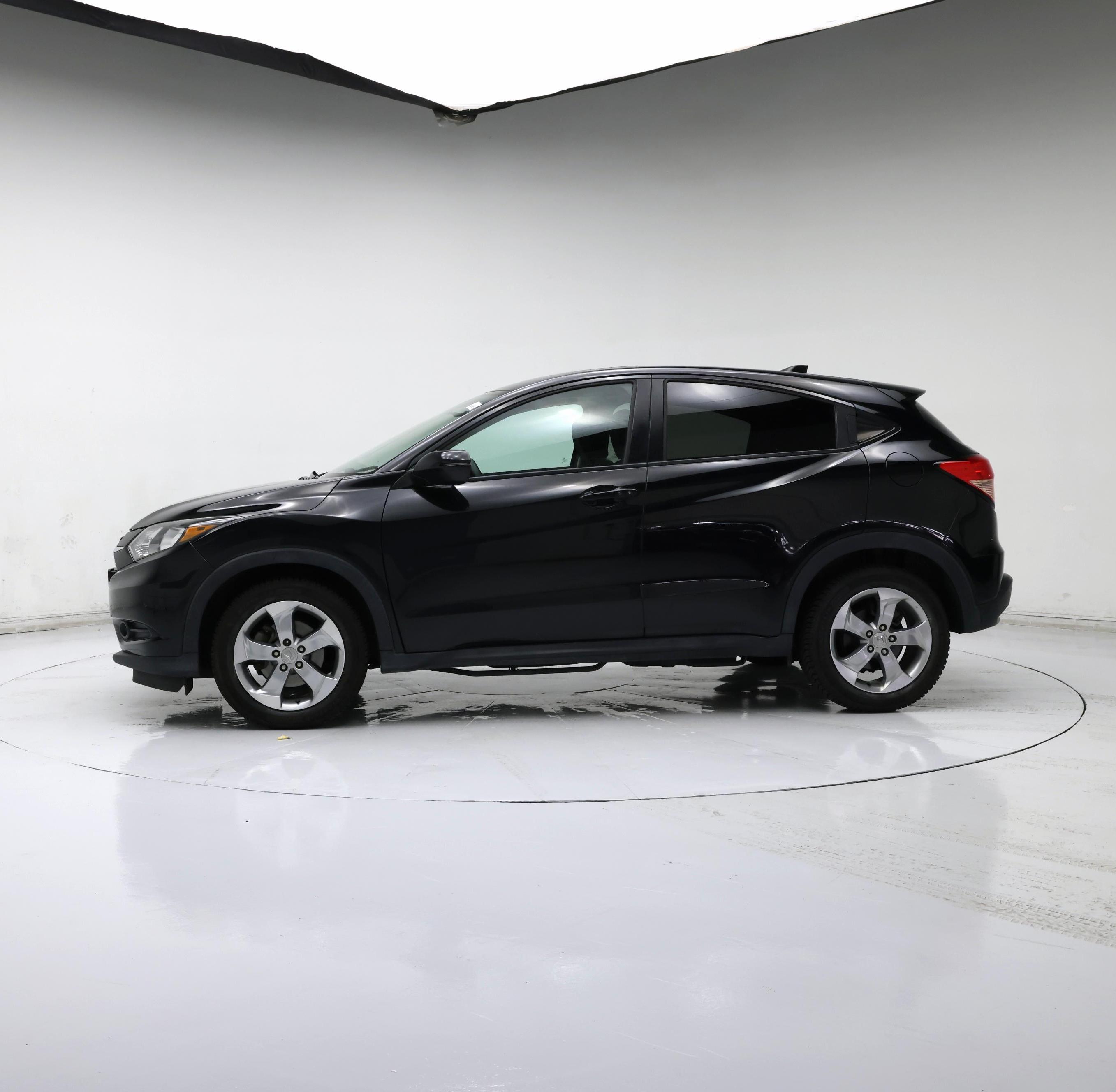 Thumbnail: 2017 Honda HR-V - 3