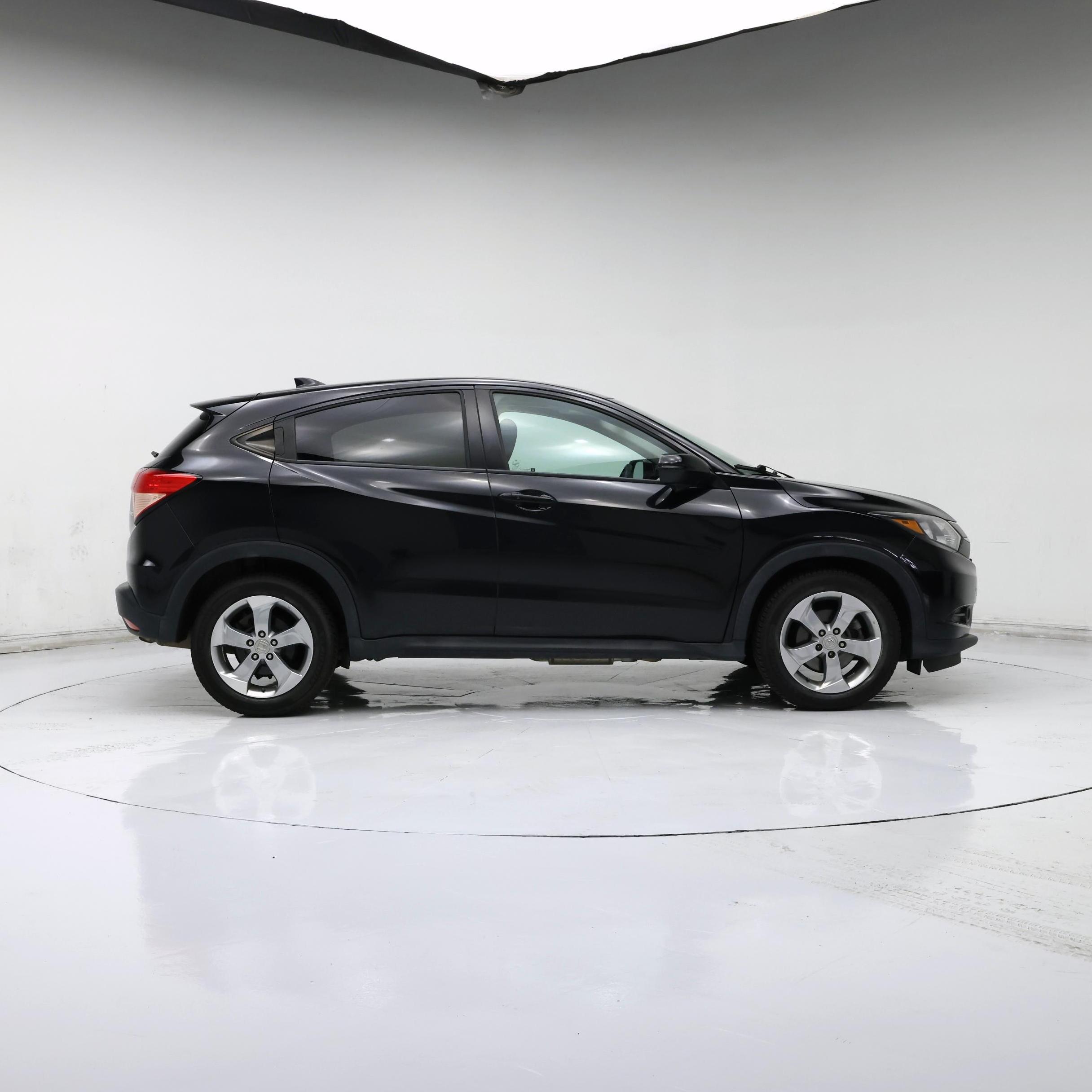 Thumbnail: 2017 Honda HR-V - 7