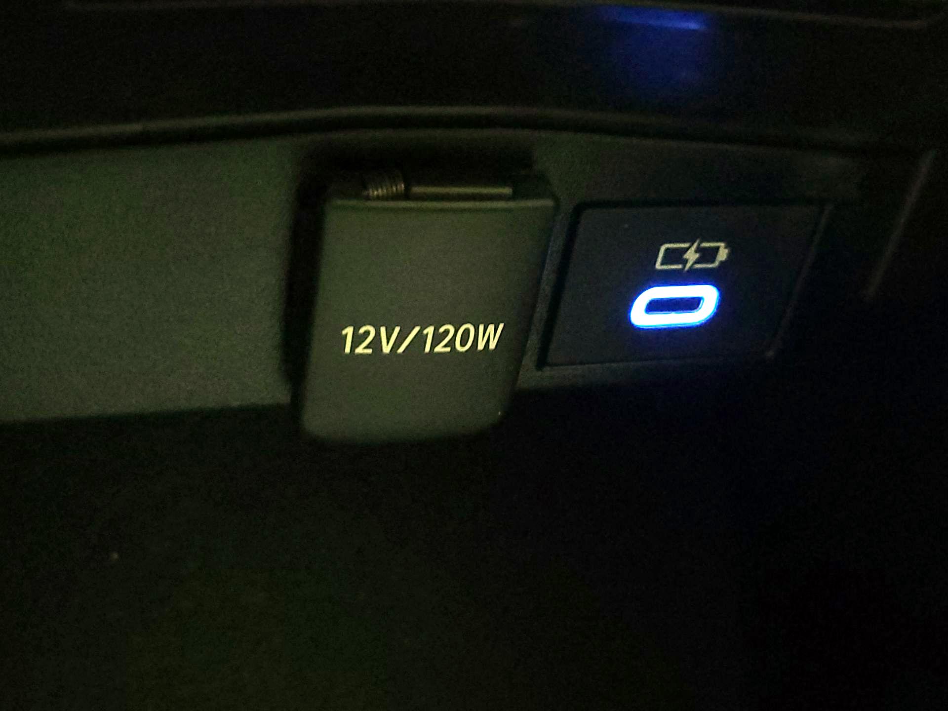 Thumbnail: 2022 Toyota Corolla - 16
