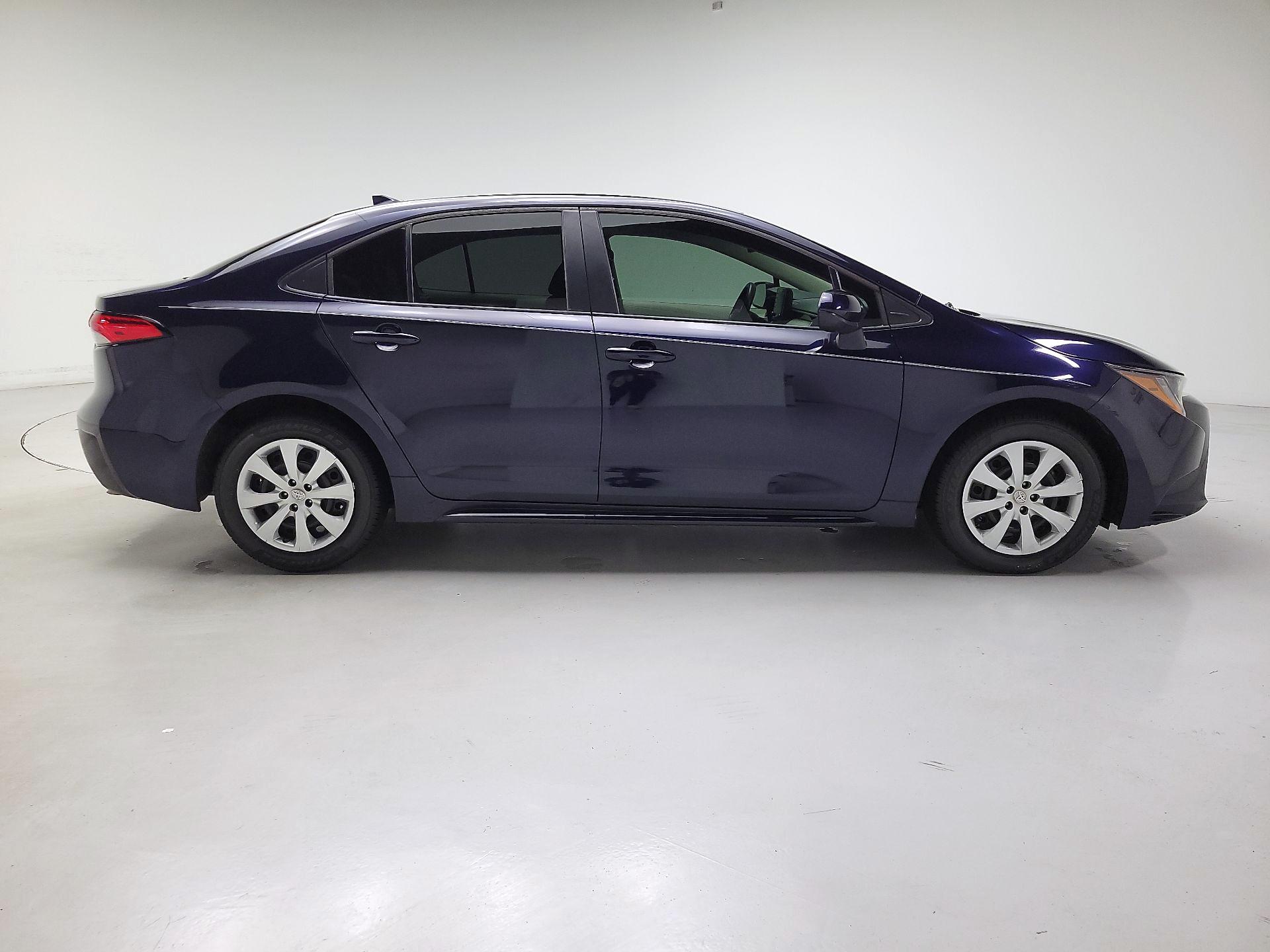 Thumbnail: 2022 Toyota Corolla - 4