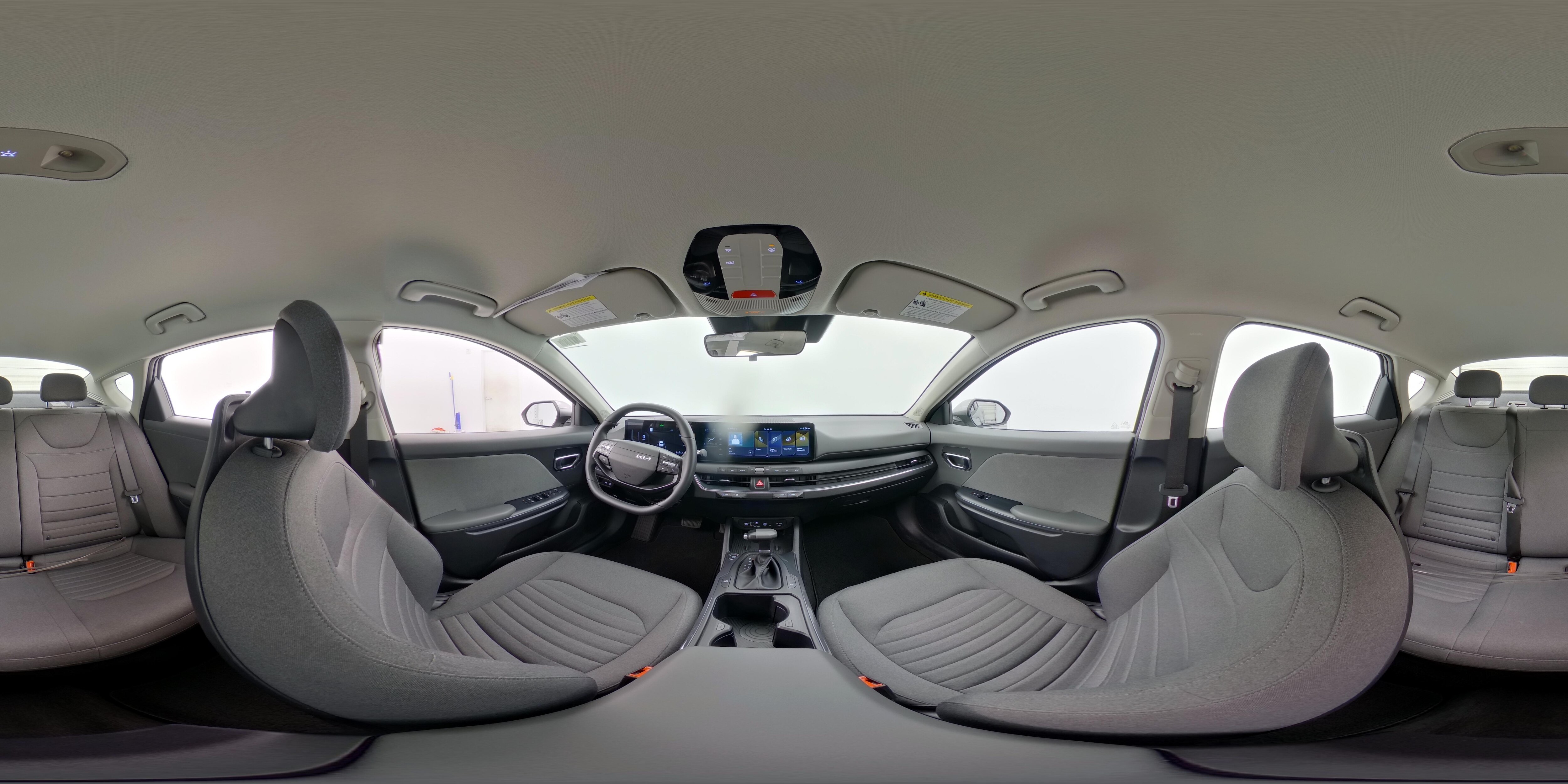 2025 Kia K4 EX - Photo 24