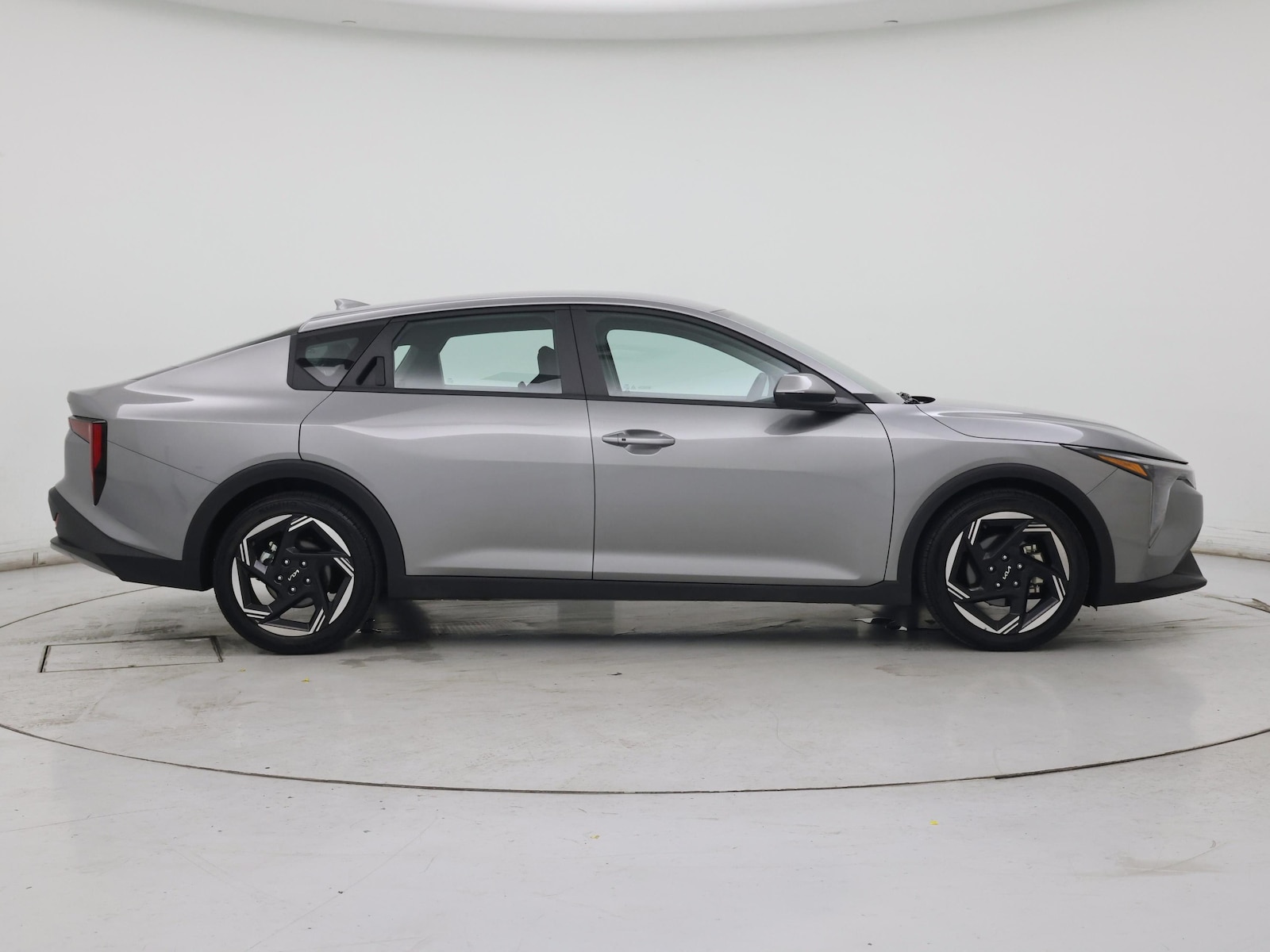 2025 Kia K4 EX - Photo 8