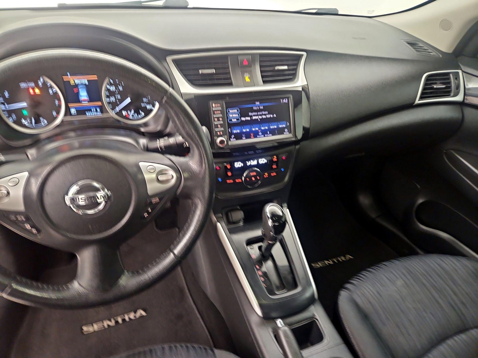 Thumbnail: 2019 Nissan Sentra - 9