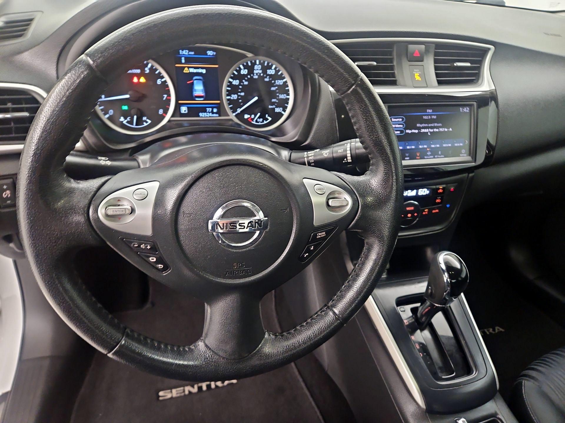 Thumbnail: 2019 Nissan Sentra - 10