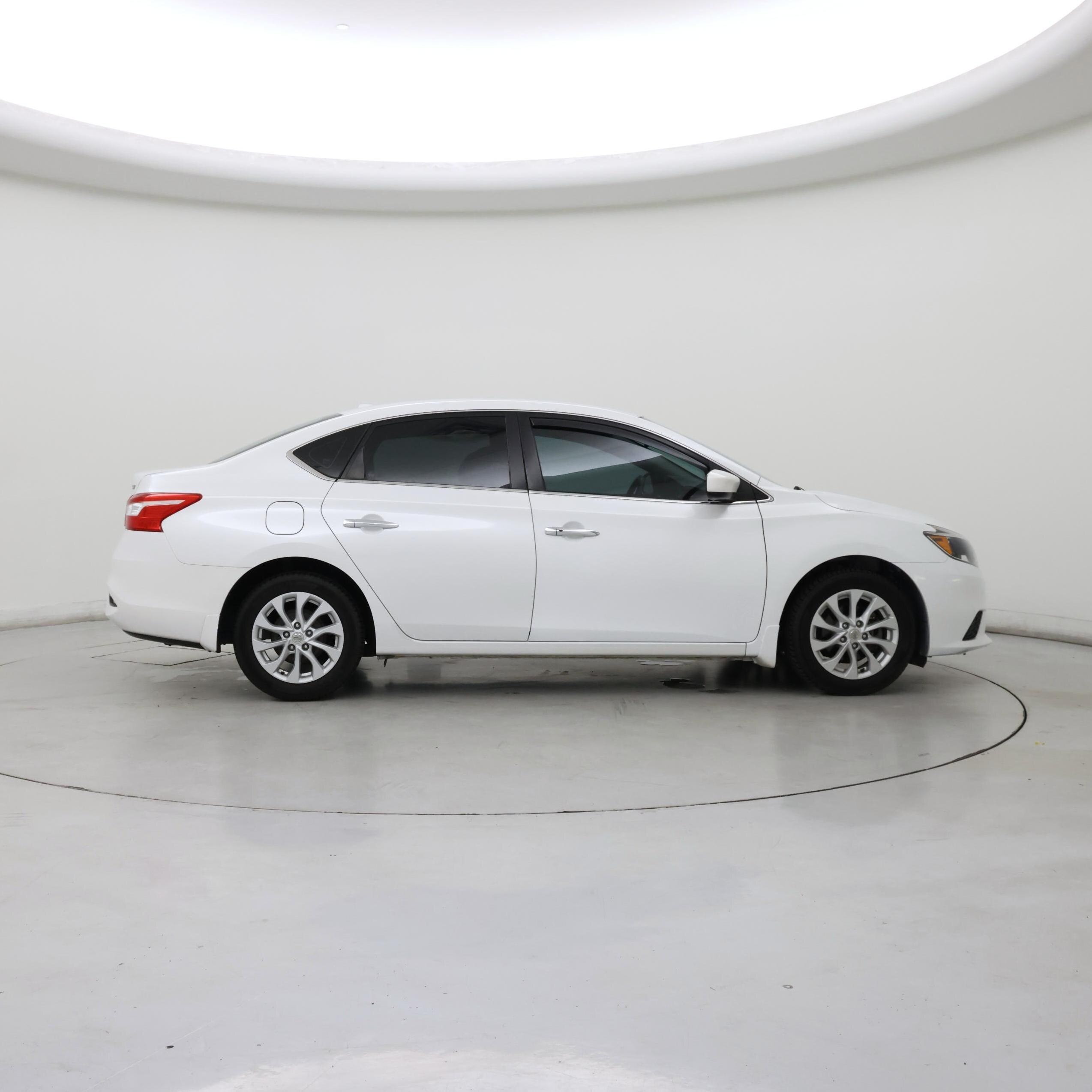 Thumbnail: 2019 Nissan Sentra - 7
