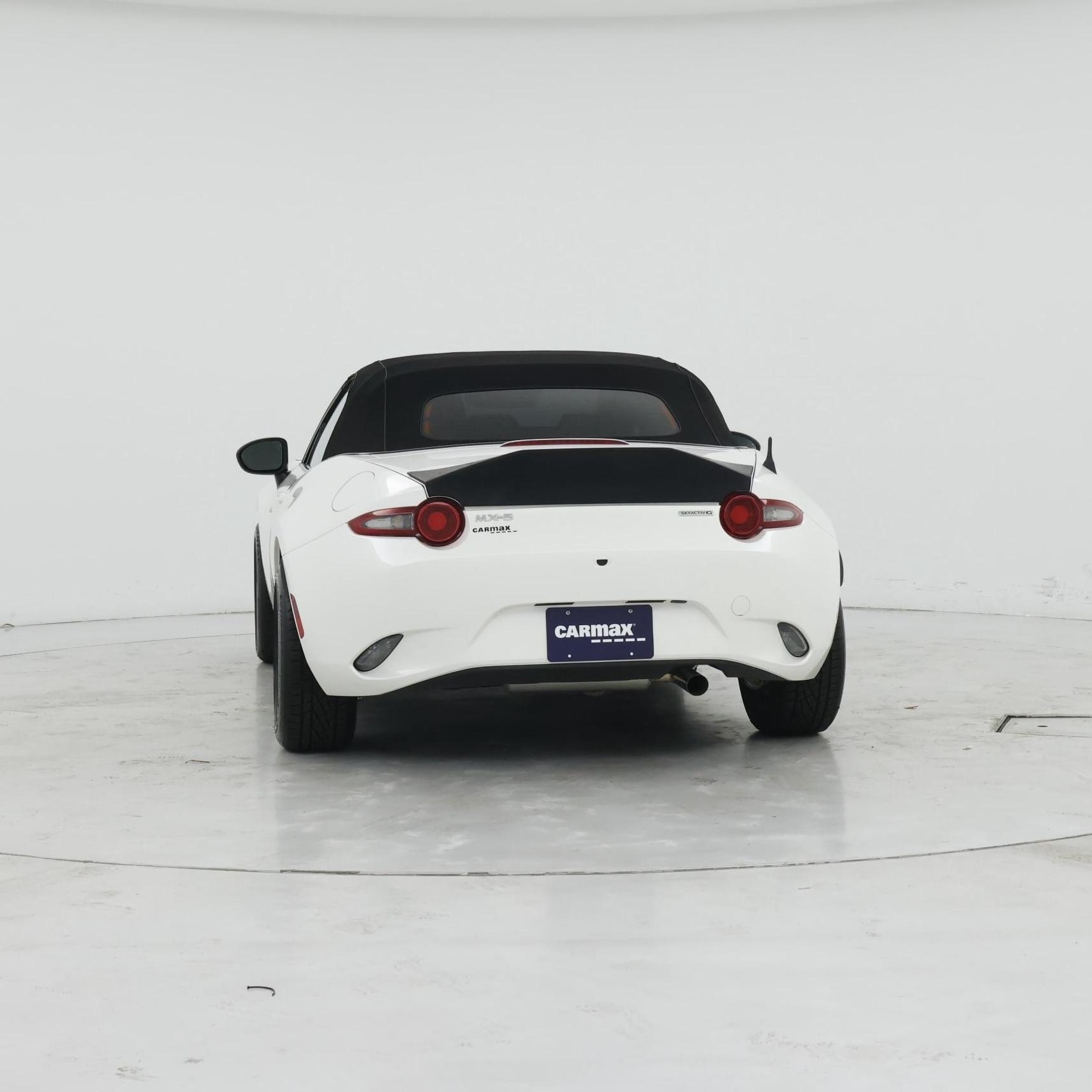 Thumbnail: 2022 Mazda MX-5 Miata - 6