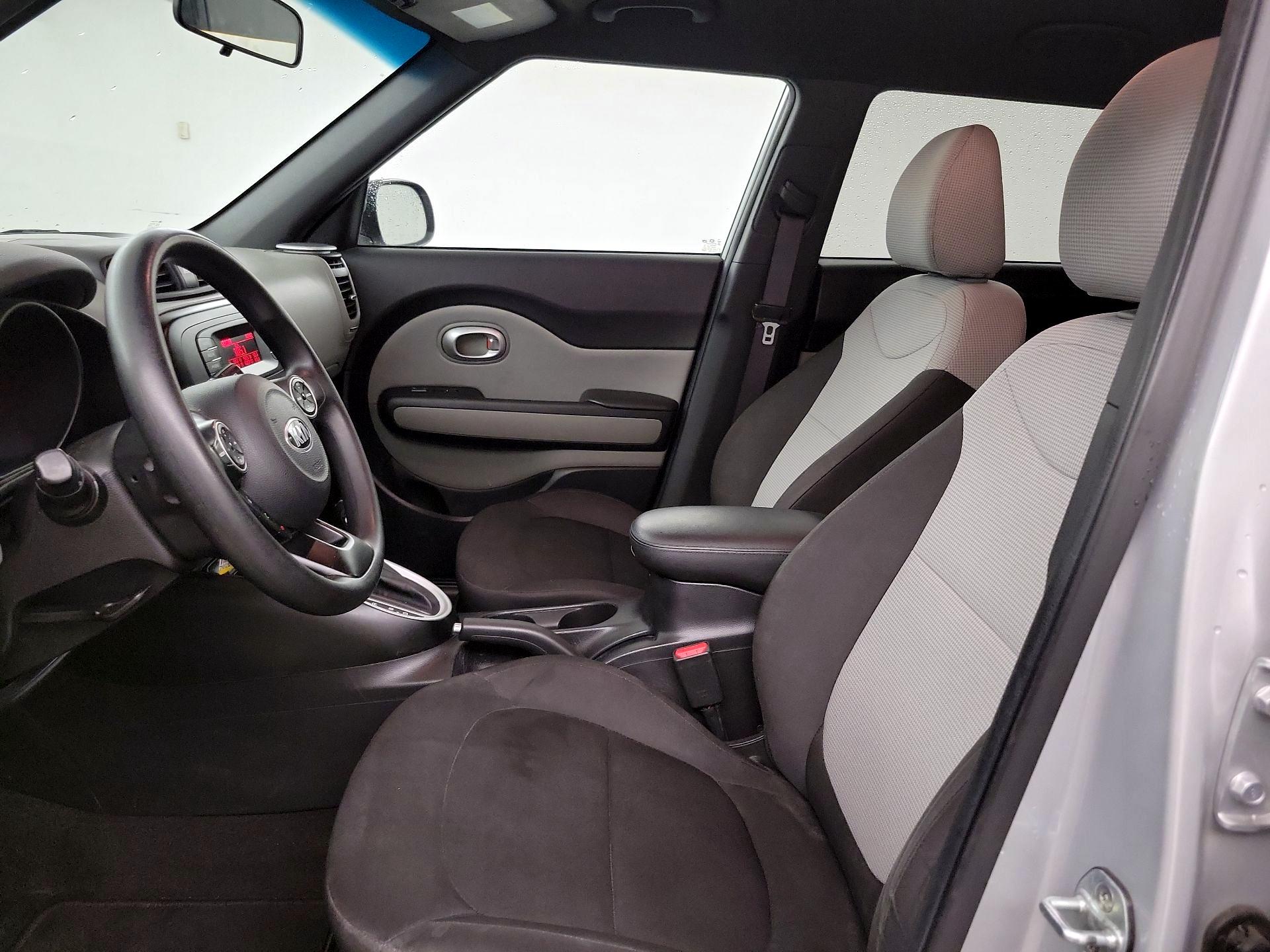Thumbnail: 2016 Kia Soul - 9