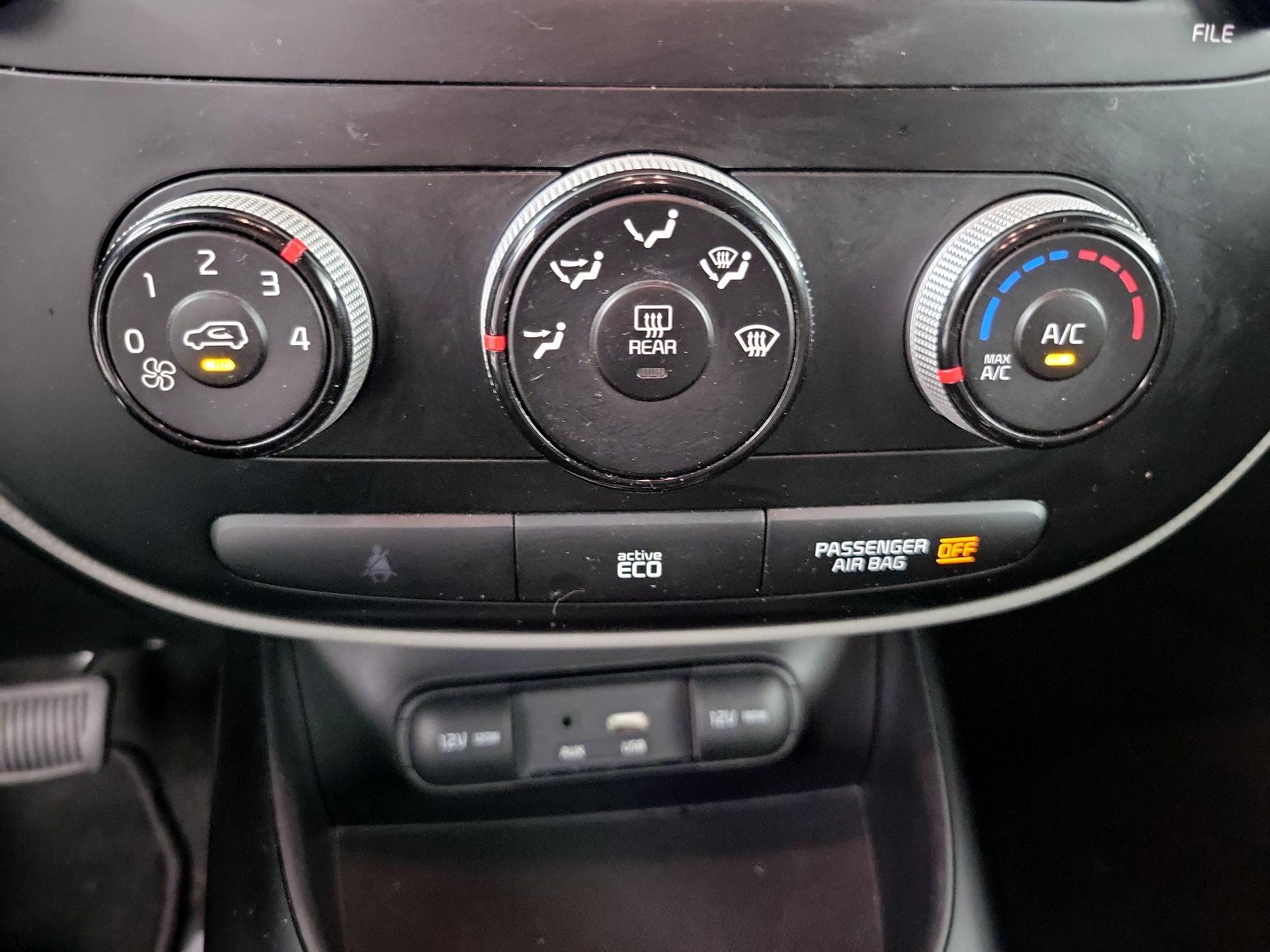 Thumbnail: 2016 Kia Soul - 13