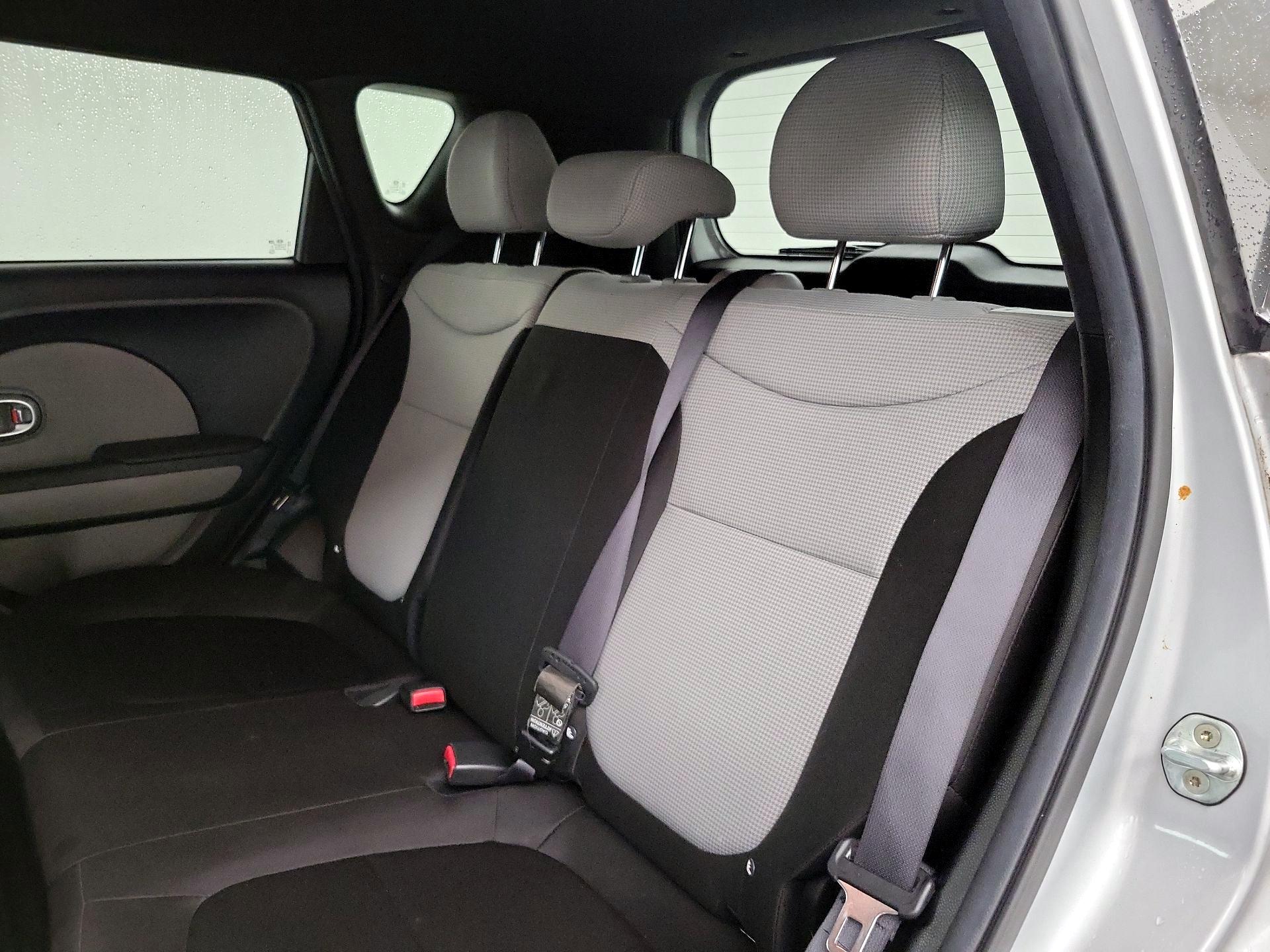 Thumbnail: 2016 Kia Soul - 16