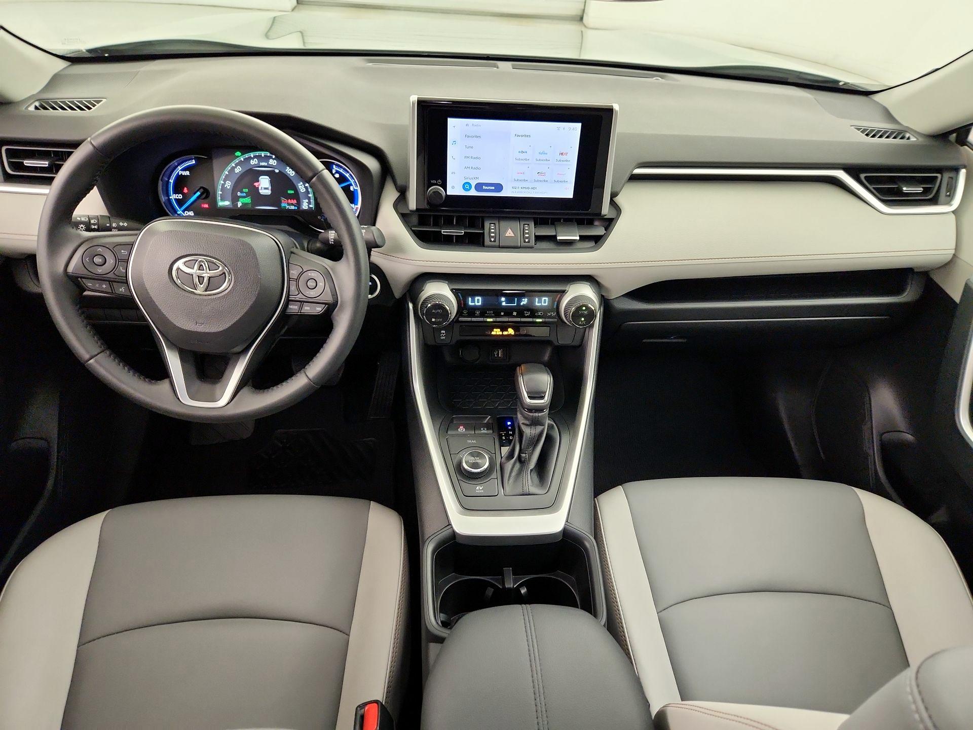 Thumbnail: 2023 Toyota RAV4 - 9