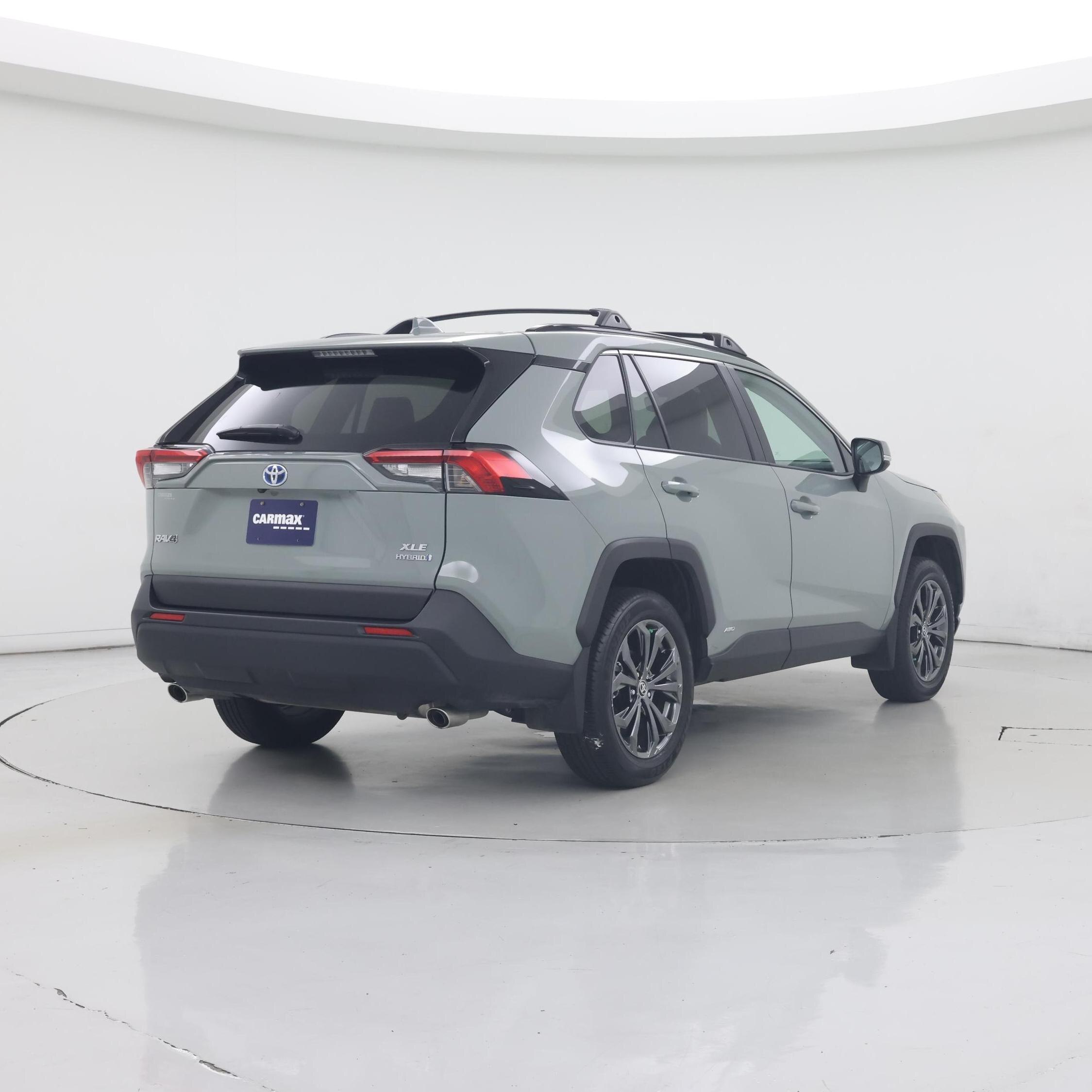 Thumbnail: 2023 Toyota RAV4 - 8