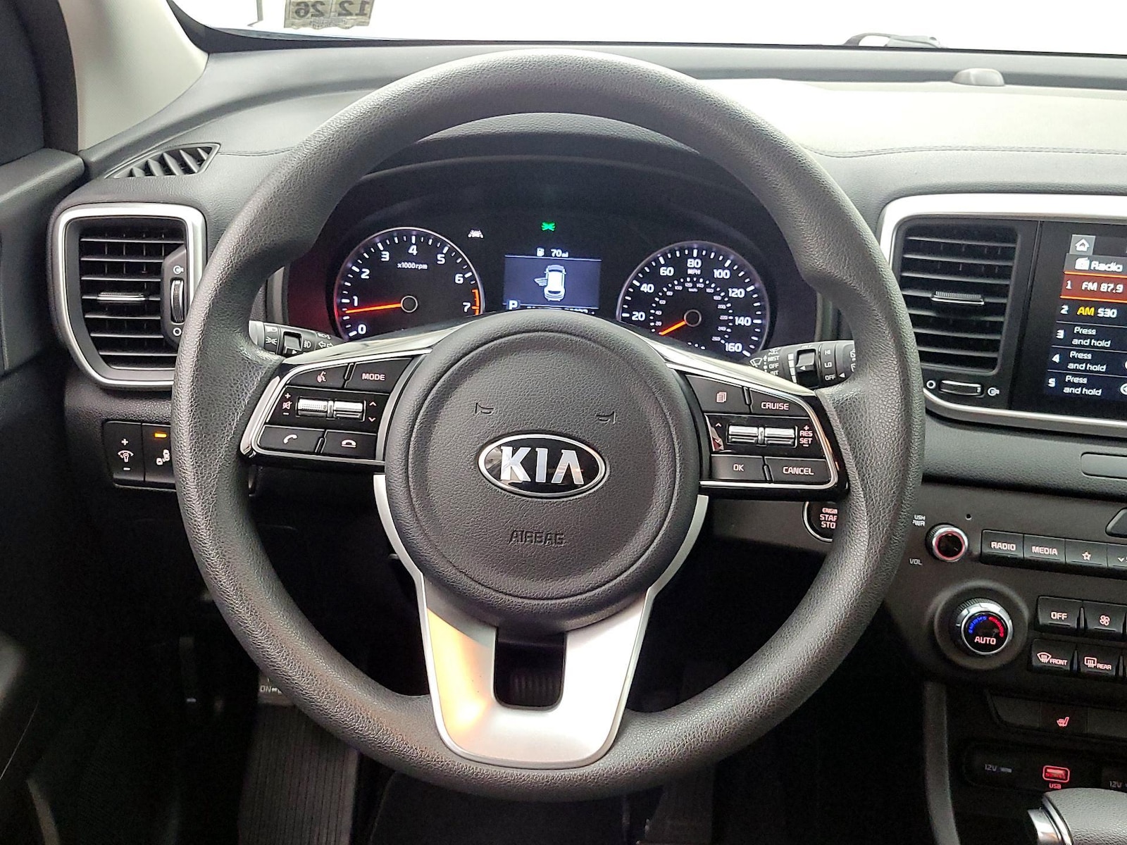 2022 Kia Sportage LX - Photo 11