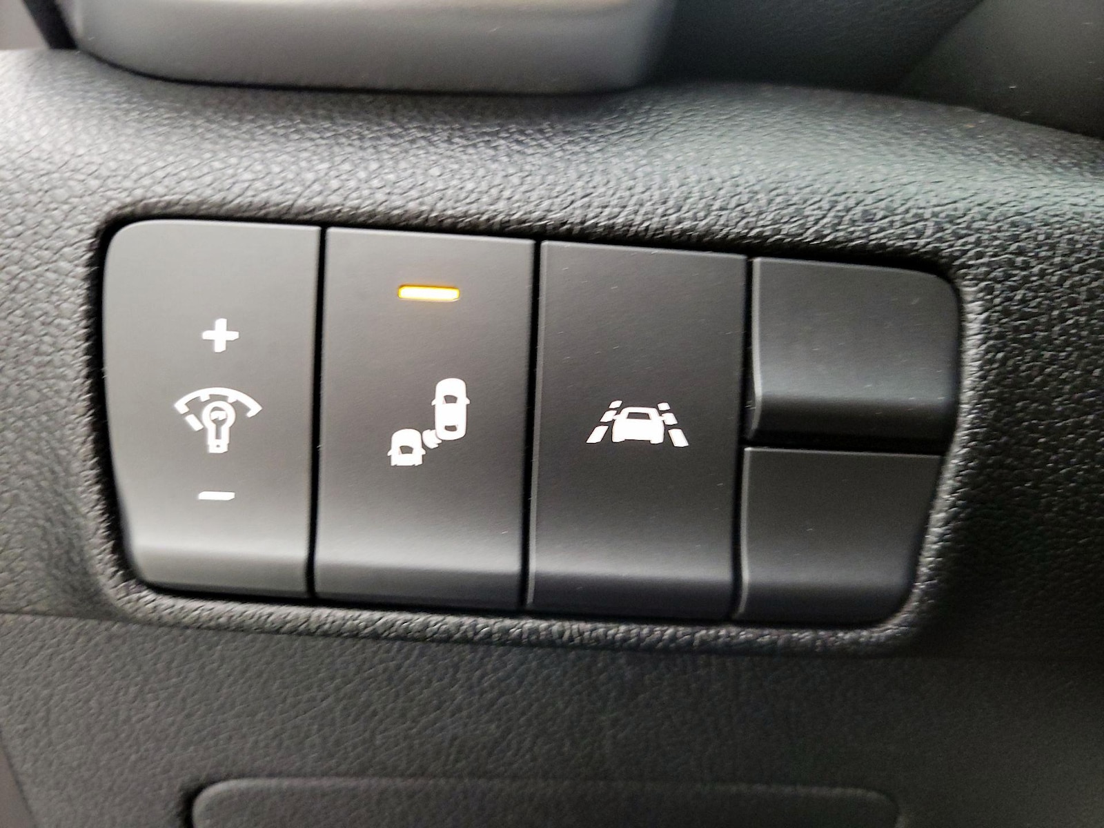 2022 Kia Sportage LX - Photo 14