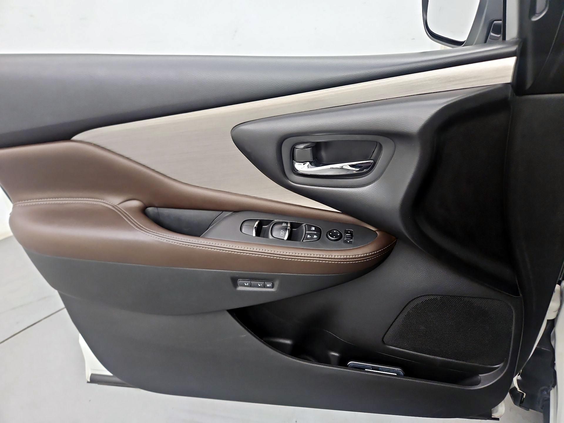 Thumbnail: 2016 Nissan Murano - 10