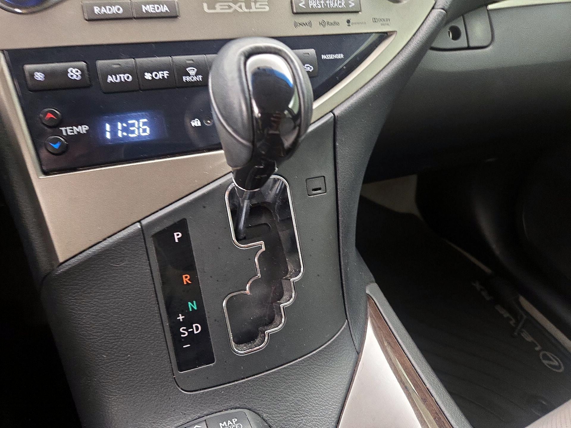 Thumbnail: 2015 Lexus RX - 18