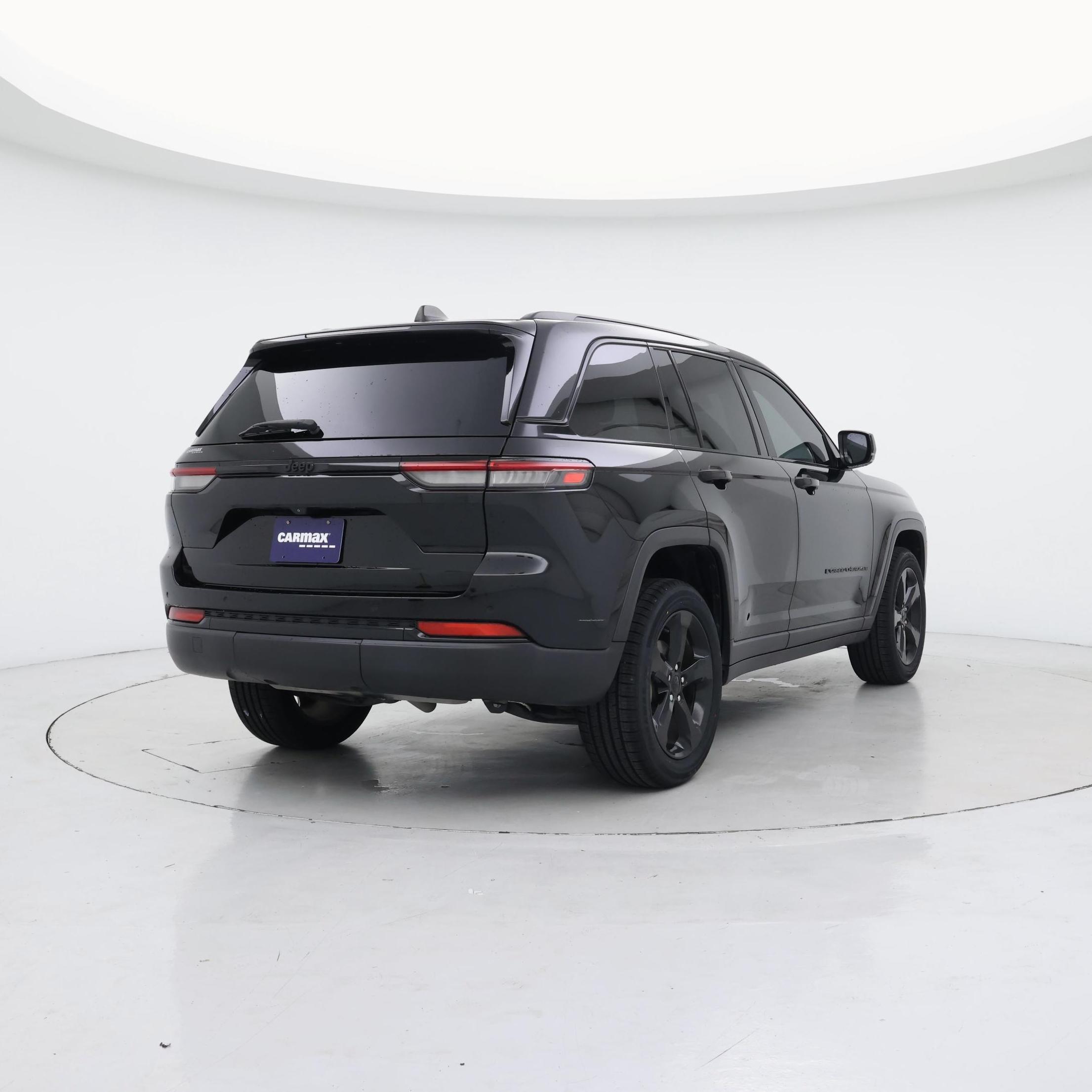 Thumbnail: 2022 Jeep Grand Cherokee - 8