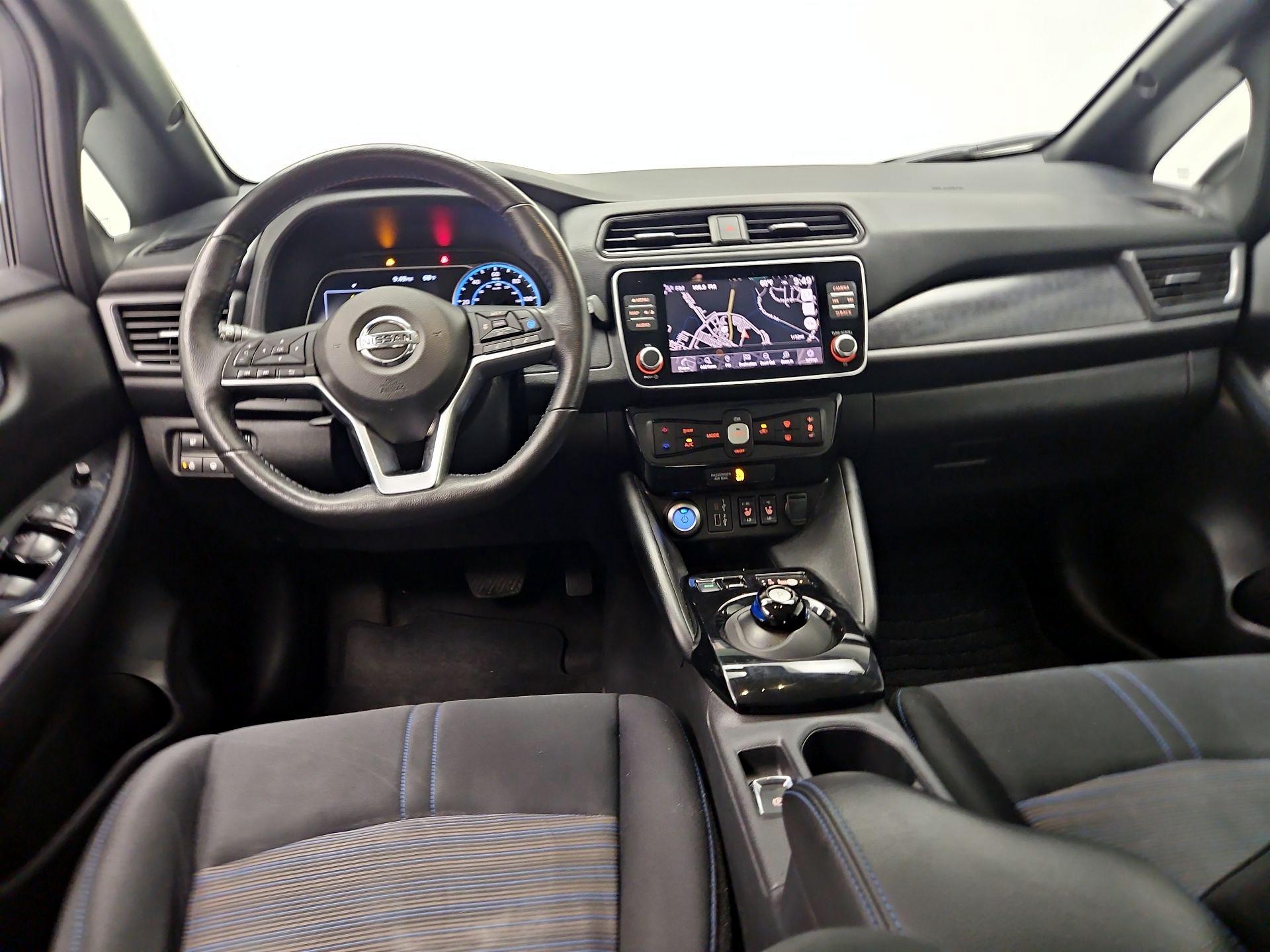 Thumbnail: 2022 Nissan Leaf - 9