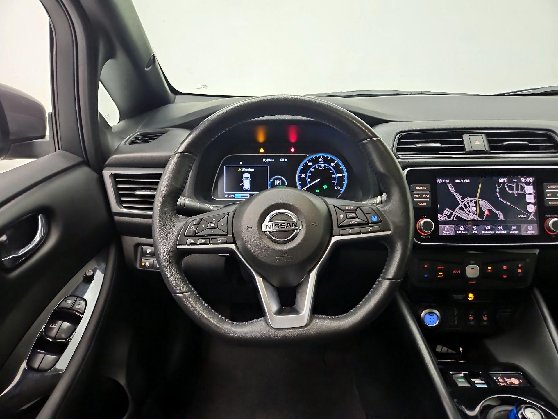 Thumbnail: 2022 Nissan Leaf - 10