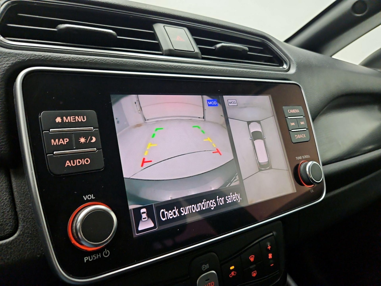 2022 Nissan LEAF SV Plus - Photo 16