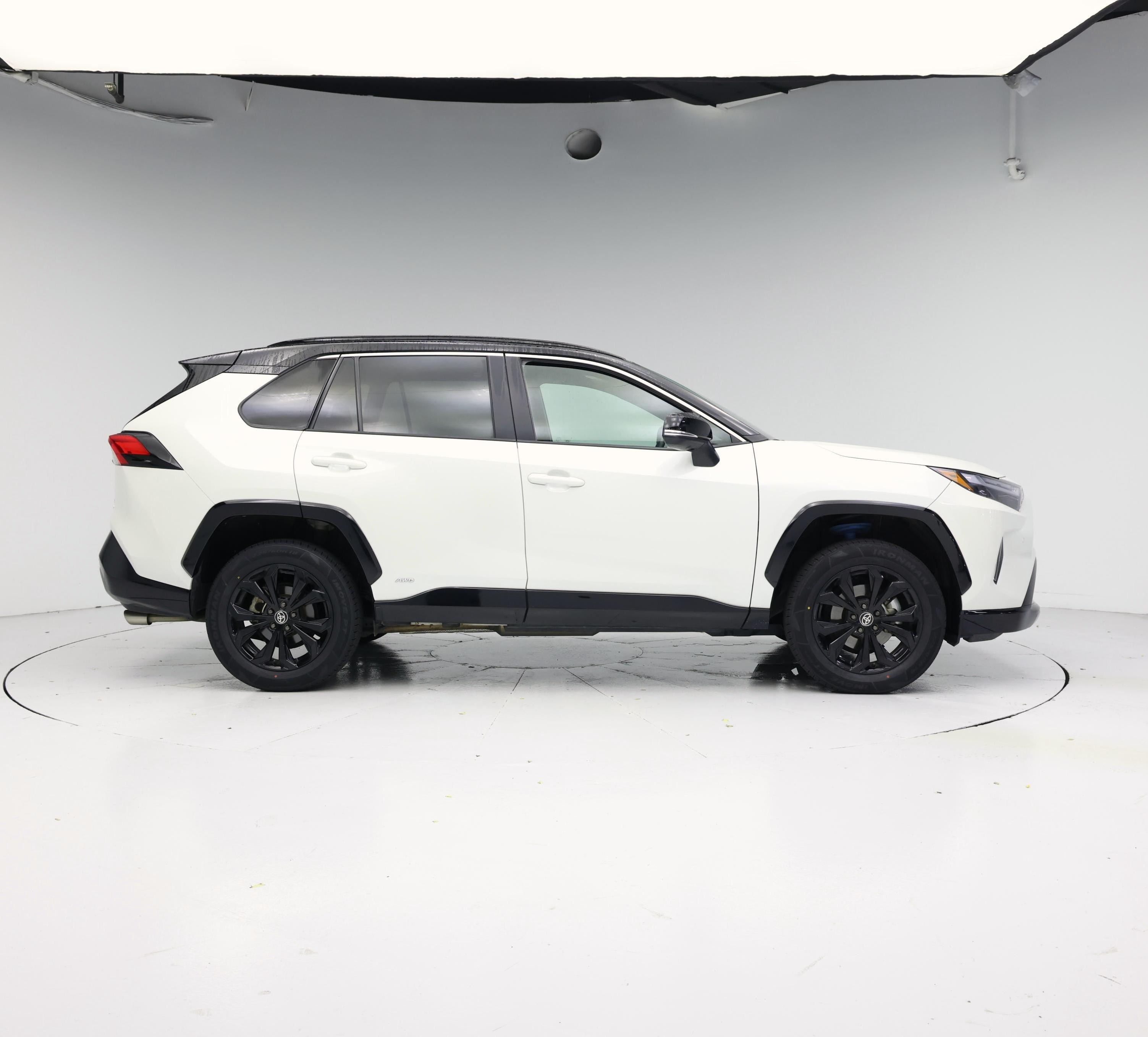 Thumbnail: 2022 Toyota RAV4 - 7