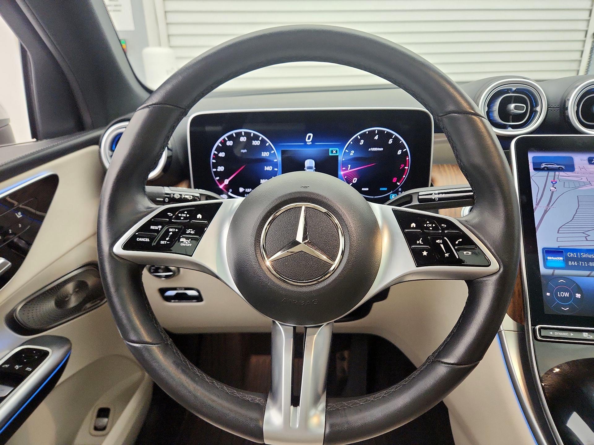 Thumbnail: 2023 Mercedes-Benz GLC - 10