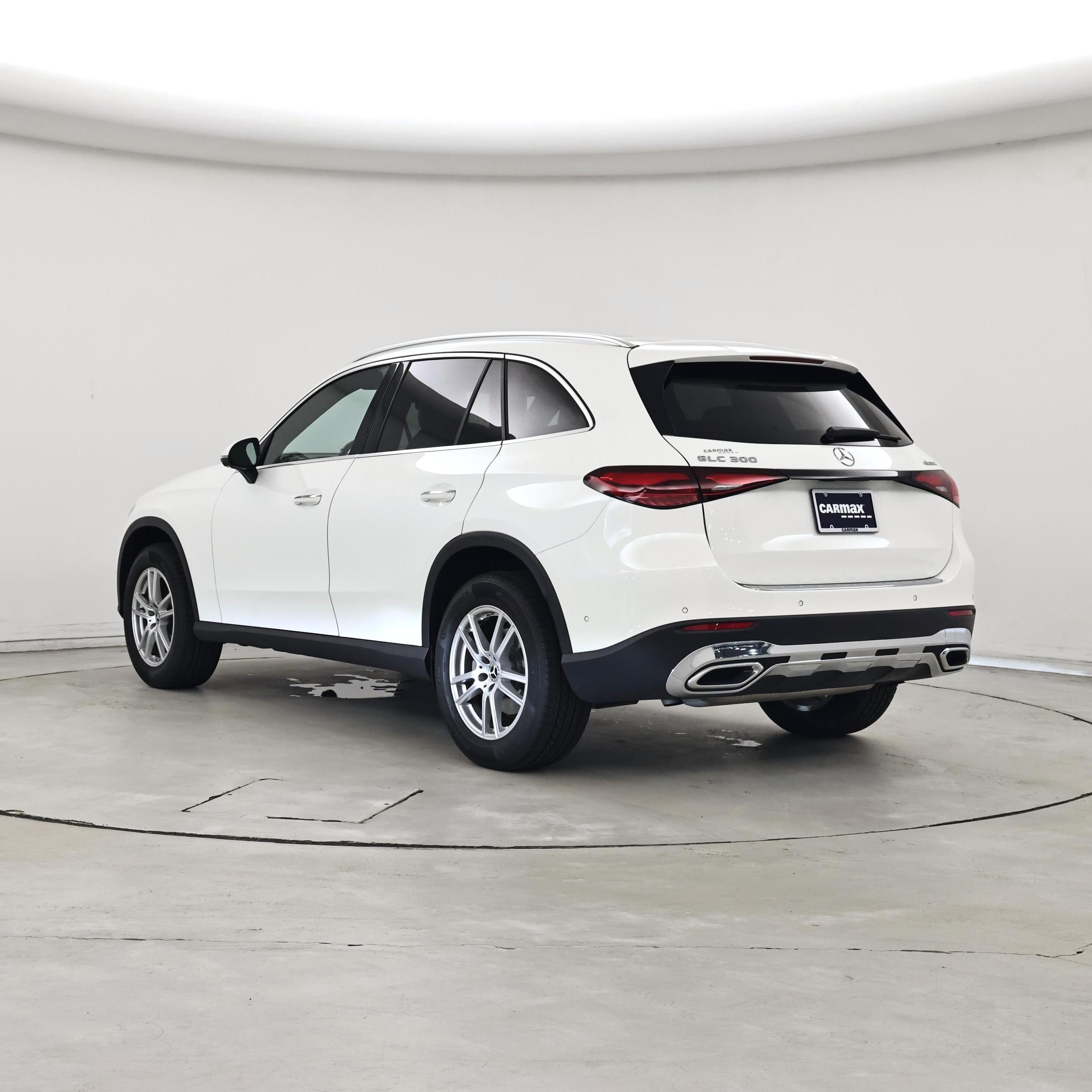 Thumbnail: 2023 Mercedes-Benz GLC - 2