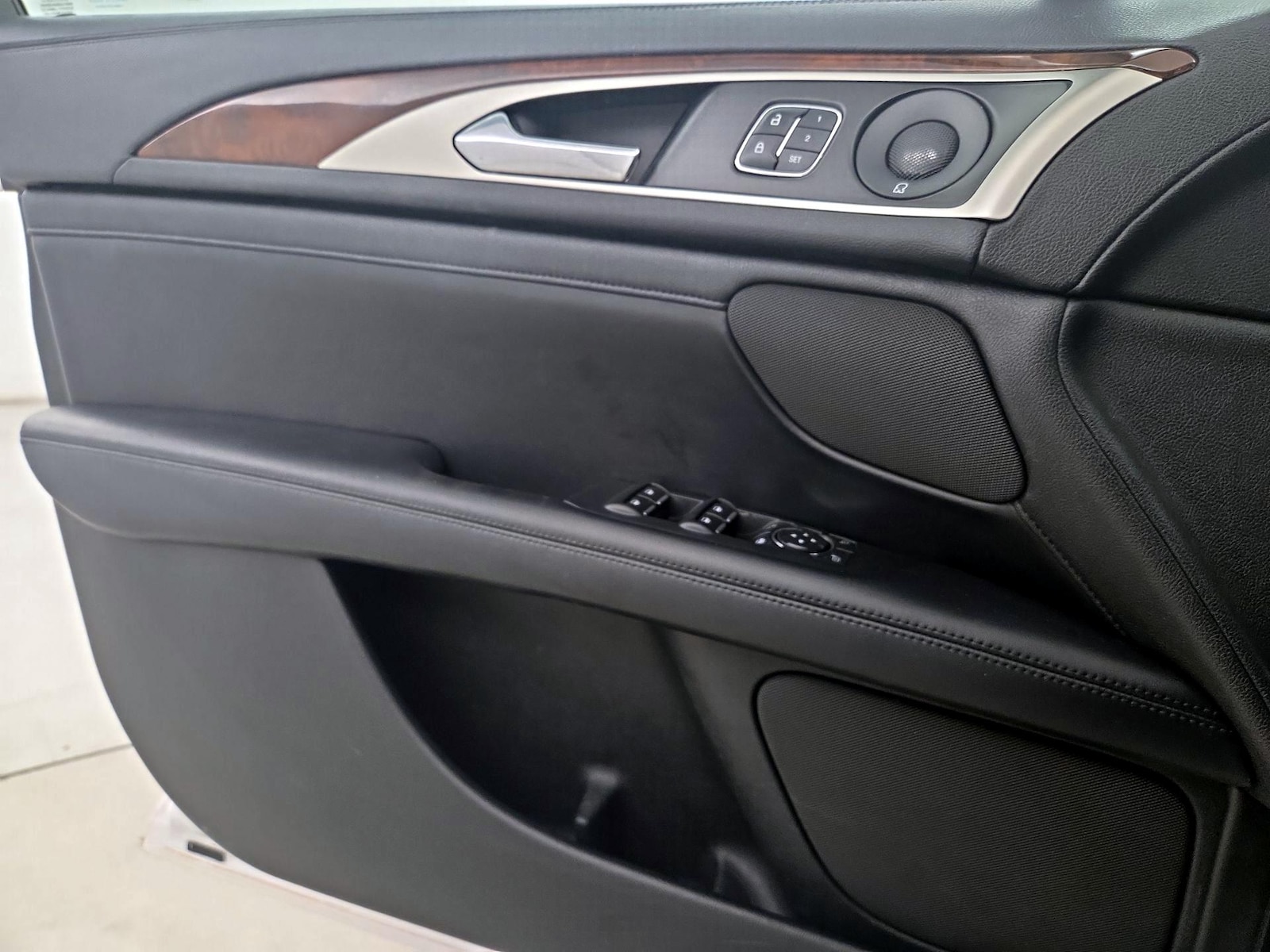 2017 Lincoln MKZ Reserve - Photo 13