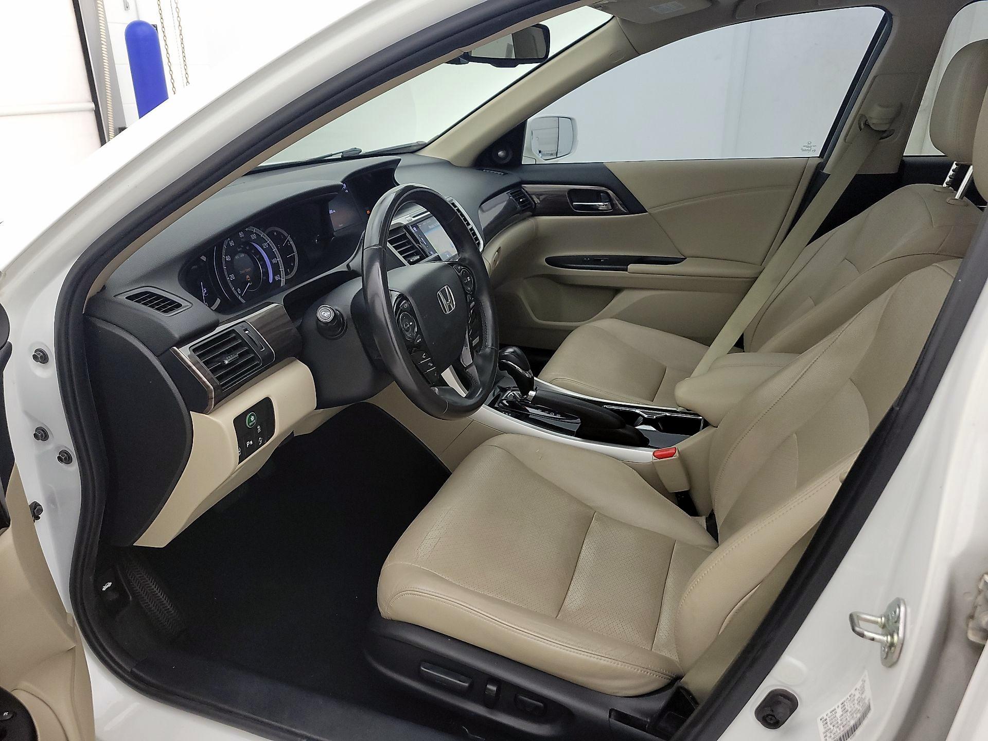 Thumbnail: 2017 Honda Accord - 11