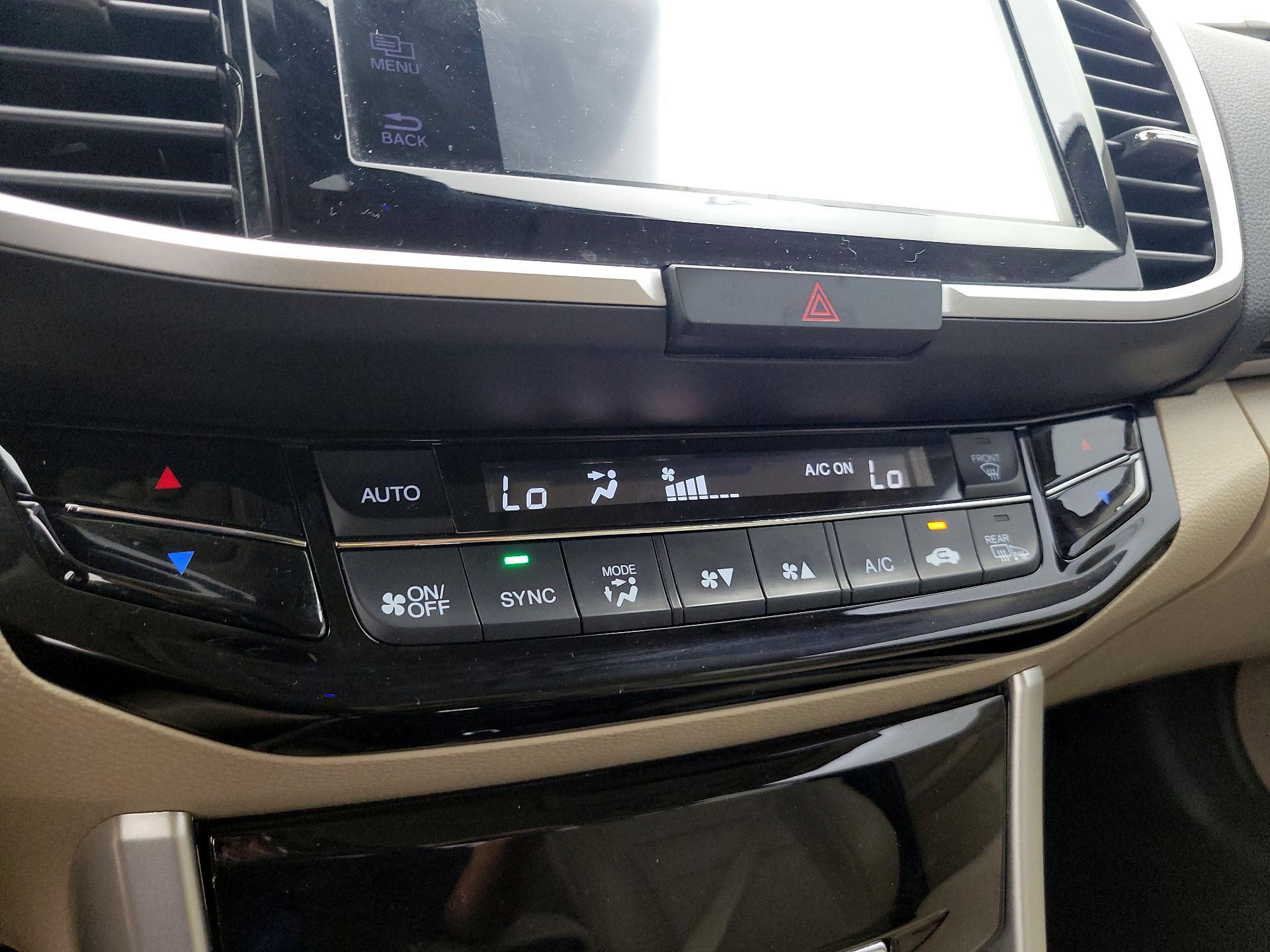 Thumbnail: 2017 Honda Accord - 17
