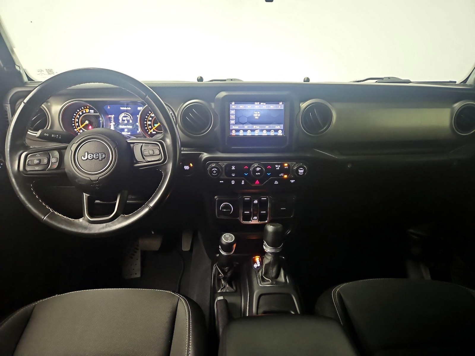 2021 Jeep Gladiator Freedom - Photo 10