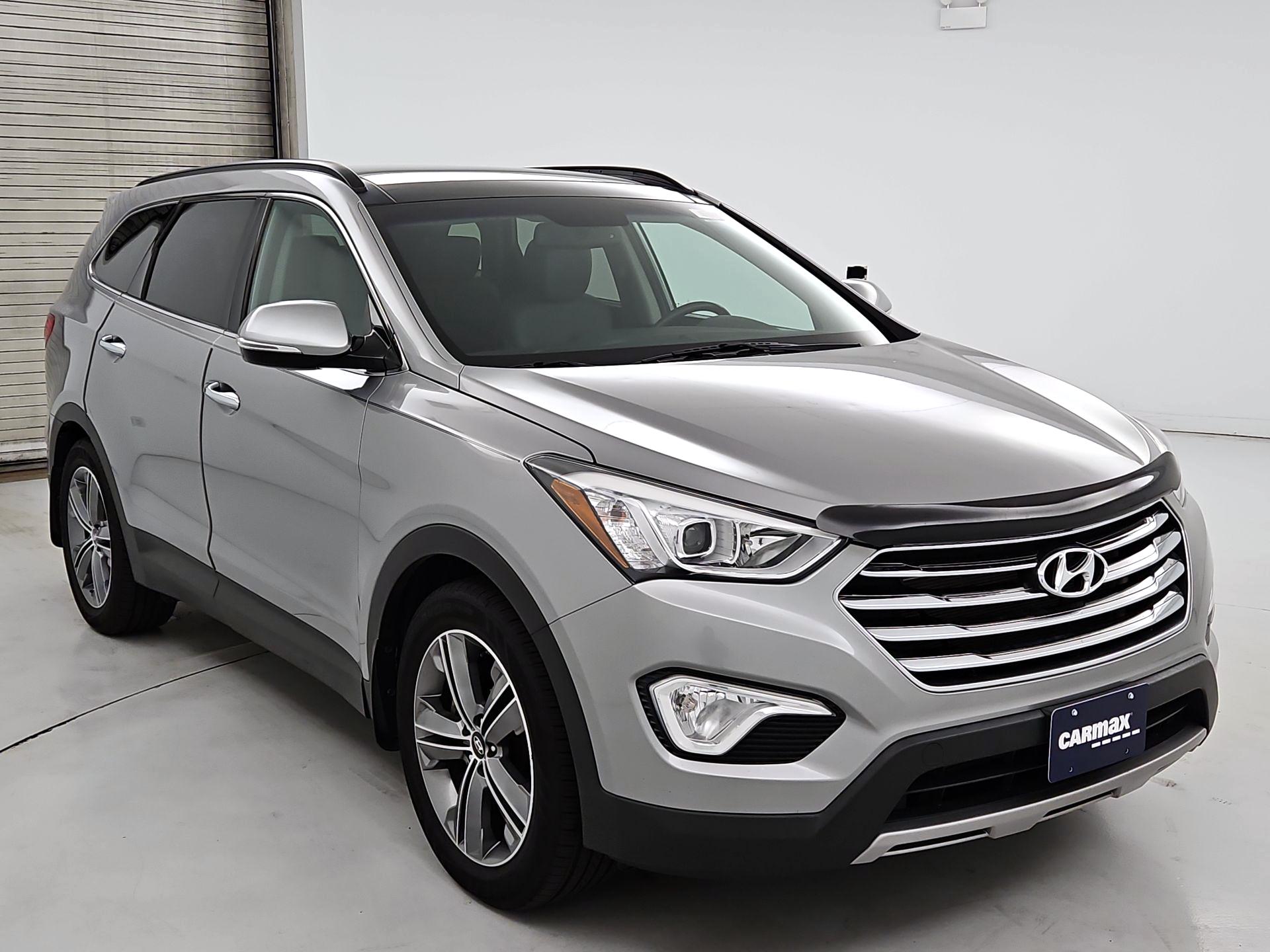 Thumbnail: 2015 Hyundai Santa Fe - 1