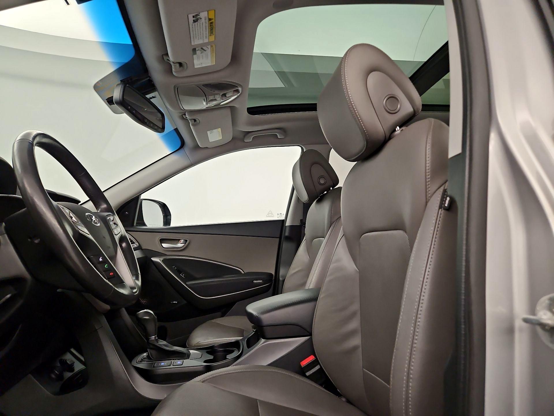 Thumbnail: 2015 Hyundai Santa Fe - 18