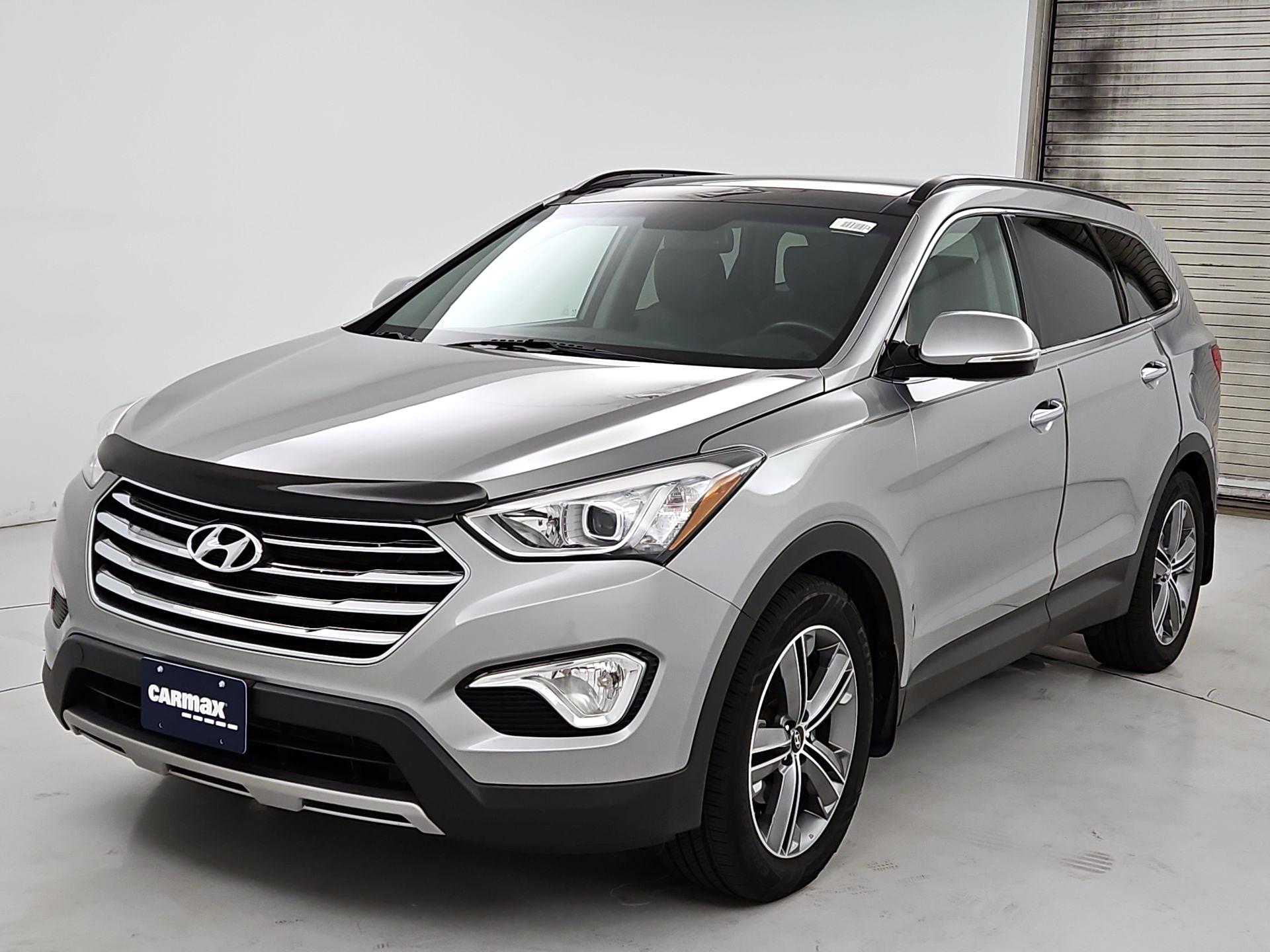 Thumbnail: 2015 Hyundai Santa Fe - 3