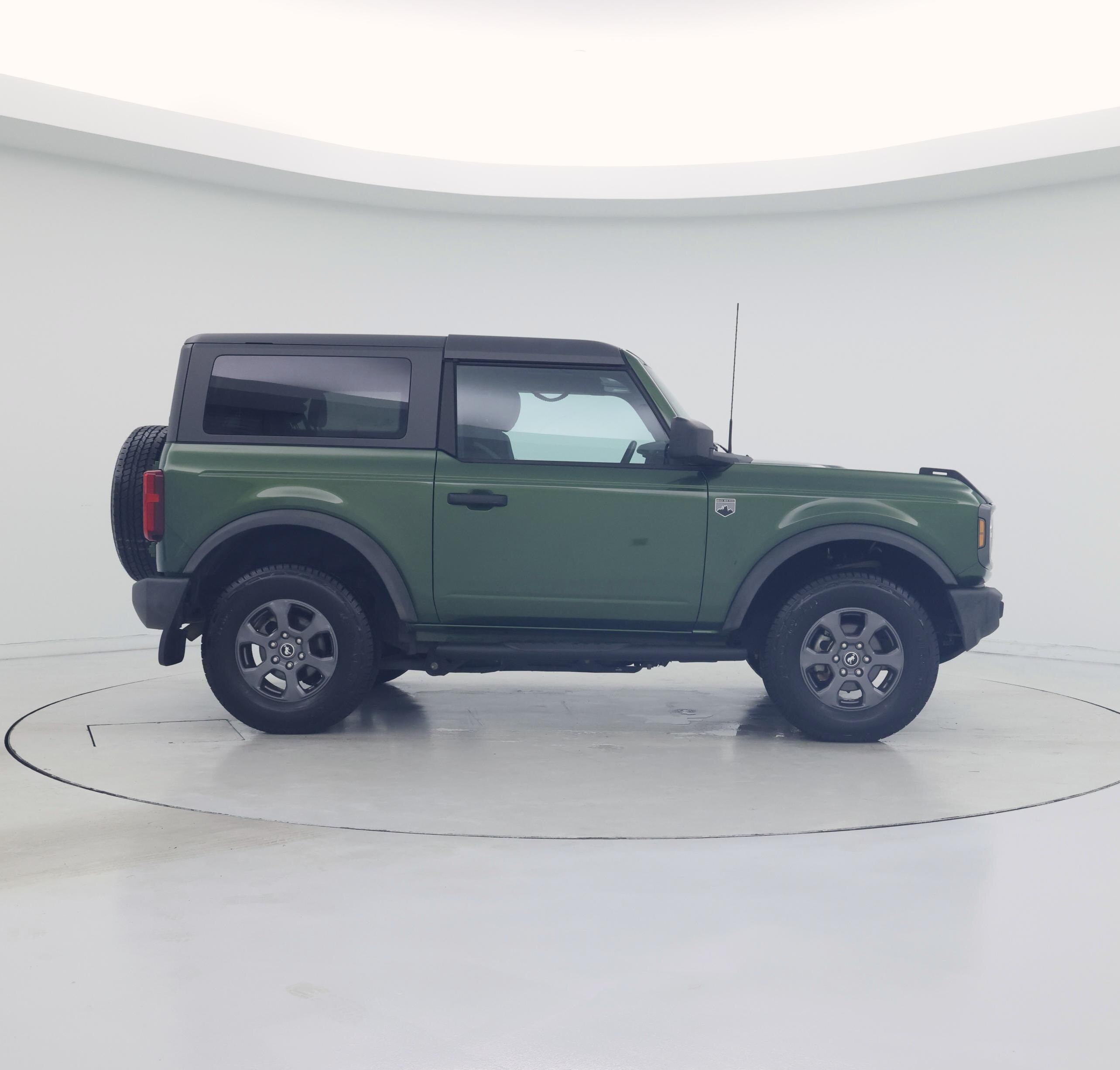 Thumbnail: 2023 Ford Bronco - 7
