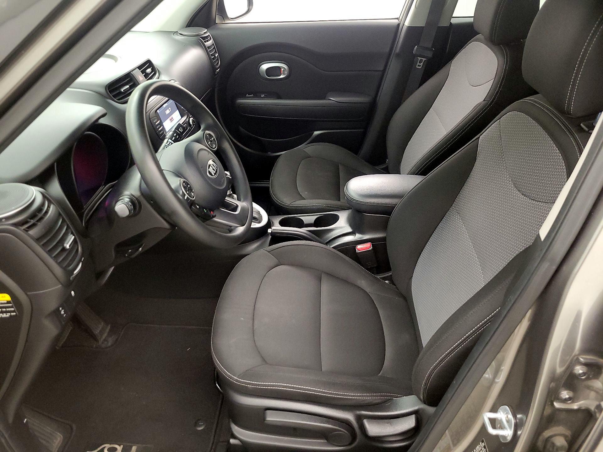 Thumbnail: 2017 Kia Soul - 11