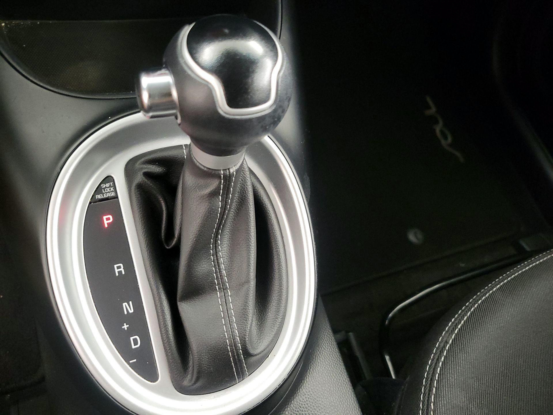 Thumbnail: 2017 Kia Soul - 17