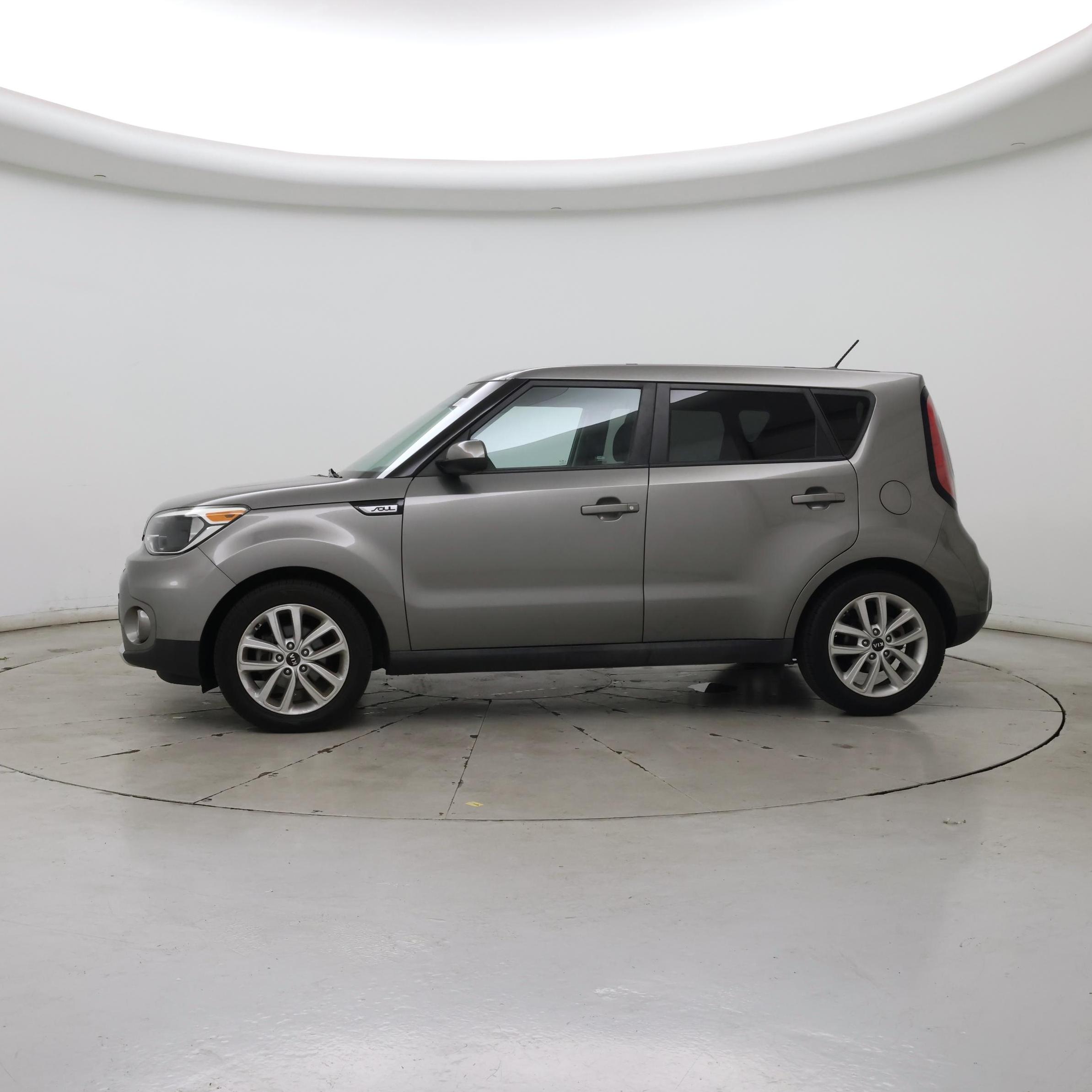 Thumbnail: 2017 Kia Soul - 3